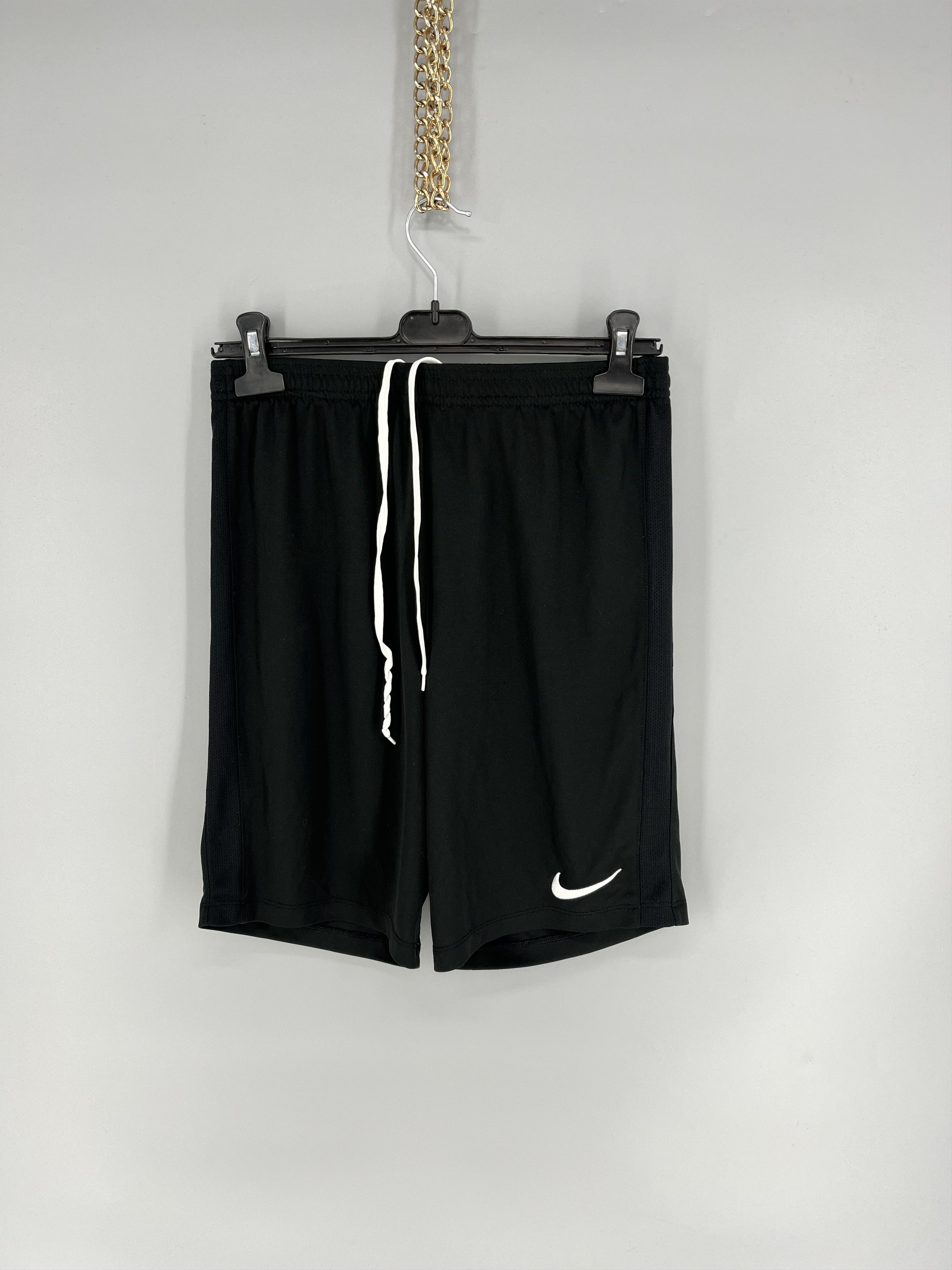 Nike Vintage Nike Swoosh Logo Shorts Travis Style Dri-Fit Size US 32 / EU 48 - 1 Thumbnail