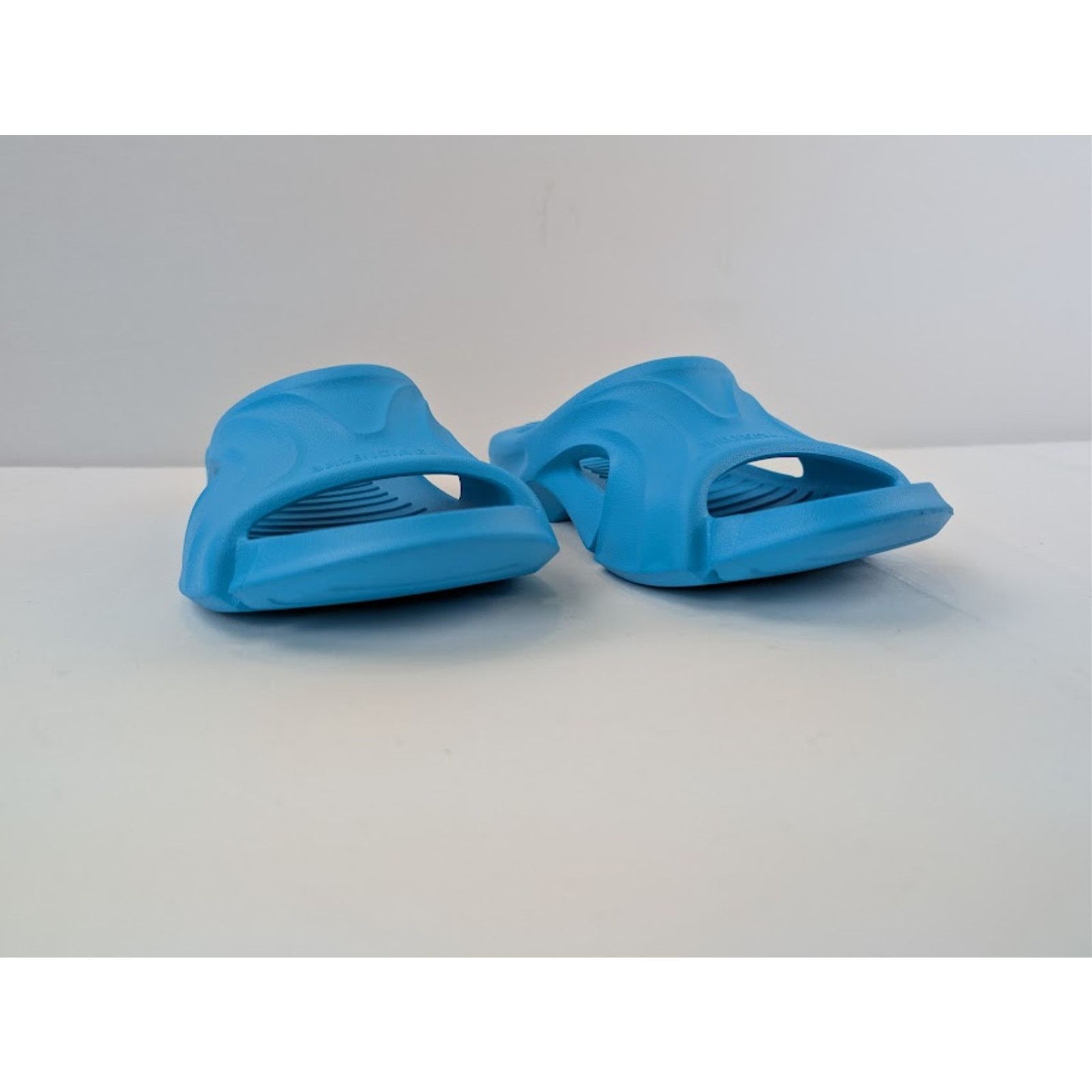 Balenciaga o1rshd1 Rubber Mold Slide Sandals in Blue Size US 10 / EU 43 - 5 Thumbnail