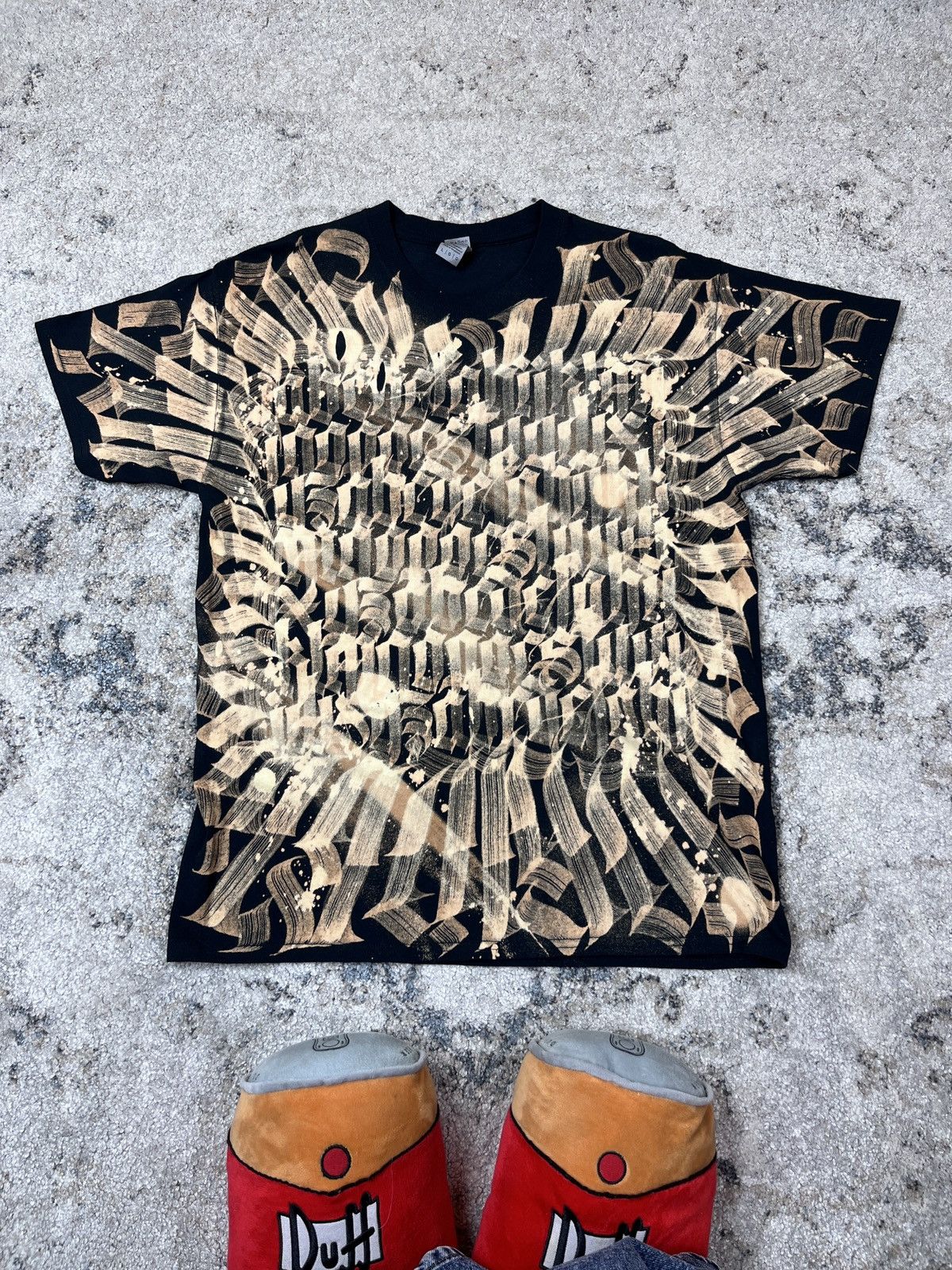 Vintage BLEACH HAND PAINT GRAFFITI Y2K AMAZING UPCYCLED TEE - 767 Size US L / EU 52-54 / 3 - 1 Thumbnail