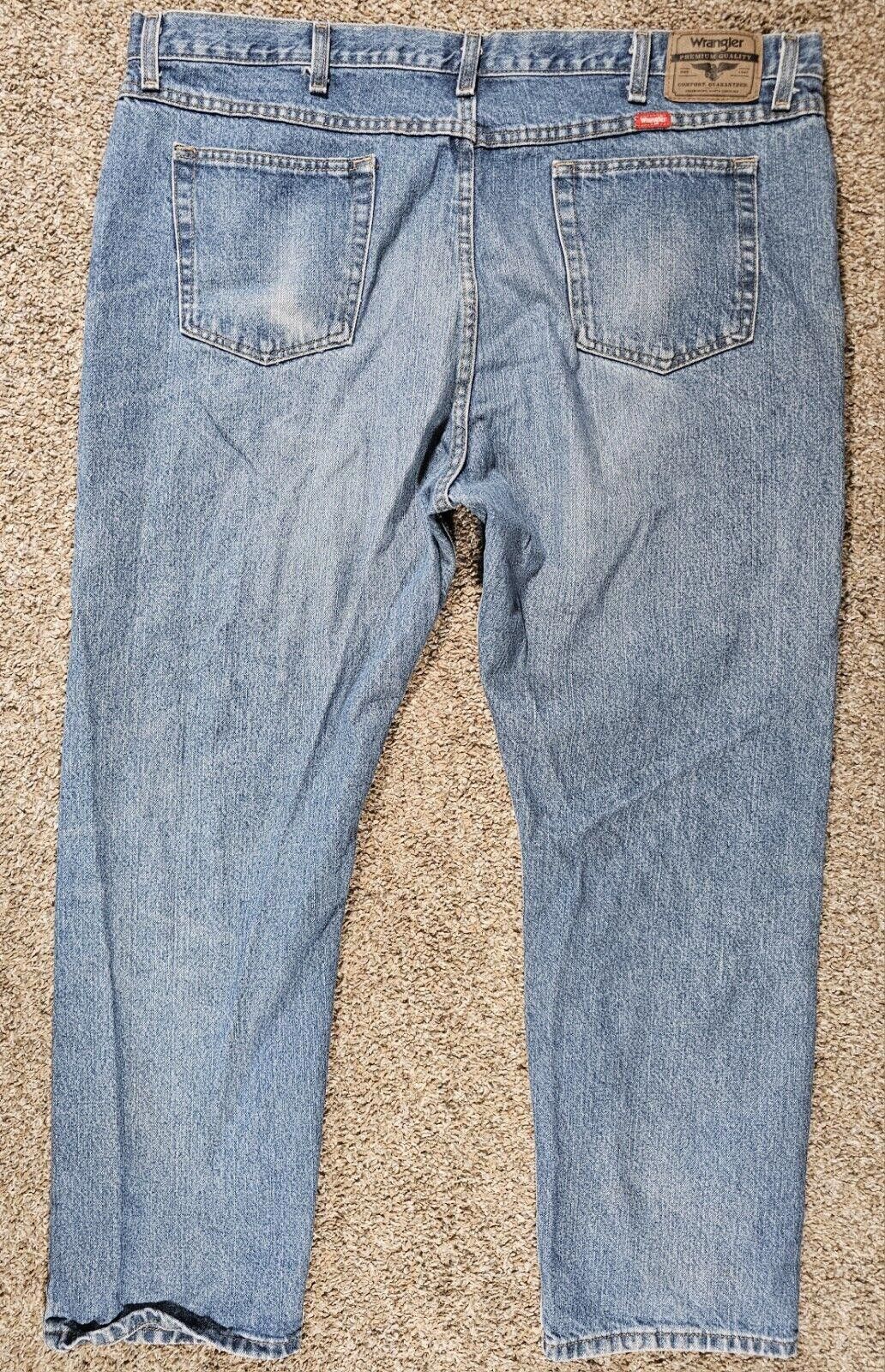 Wrangler Wrangler Premium Denim Men's 44x30 Light Stonewash 96501DS Size US 44 / EU 60 - 5 Thumbnail