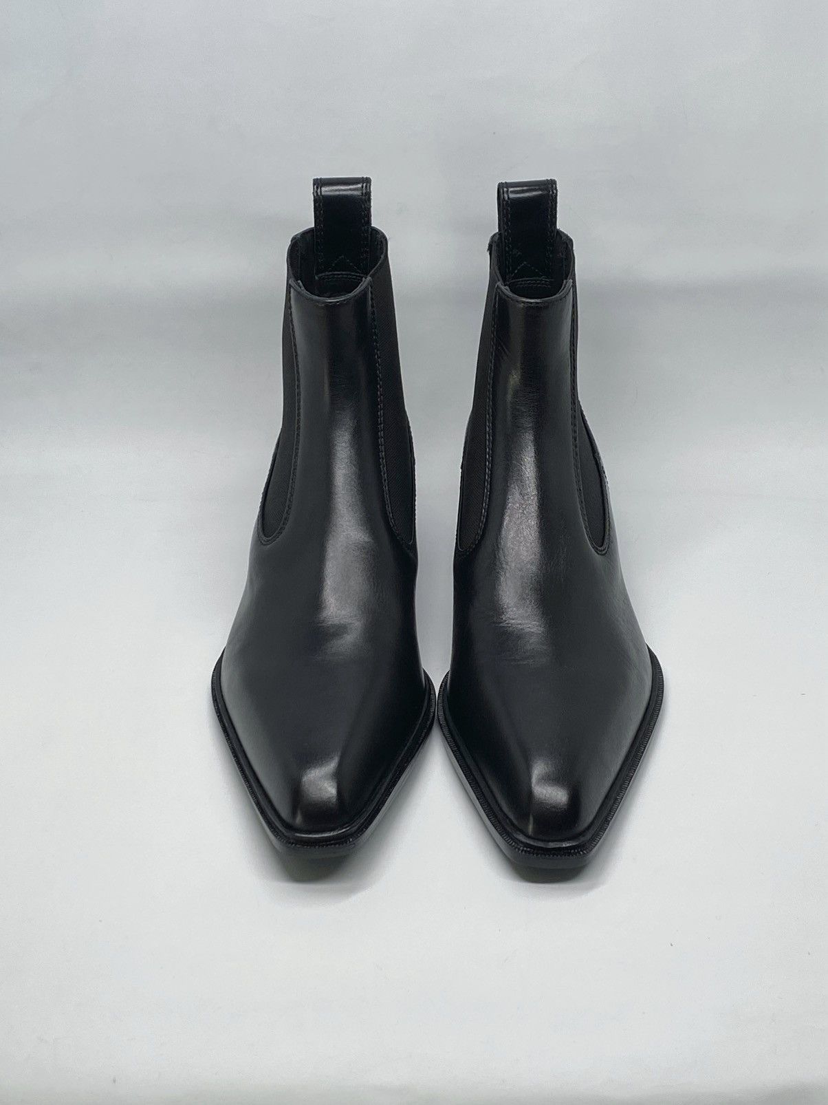 Alexander Wang Alexander Wang Slick Pointed Toe Chelsea Boot size 37.5 Size US 7.5 / IT 37.5 - 4 Thumbnail