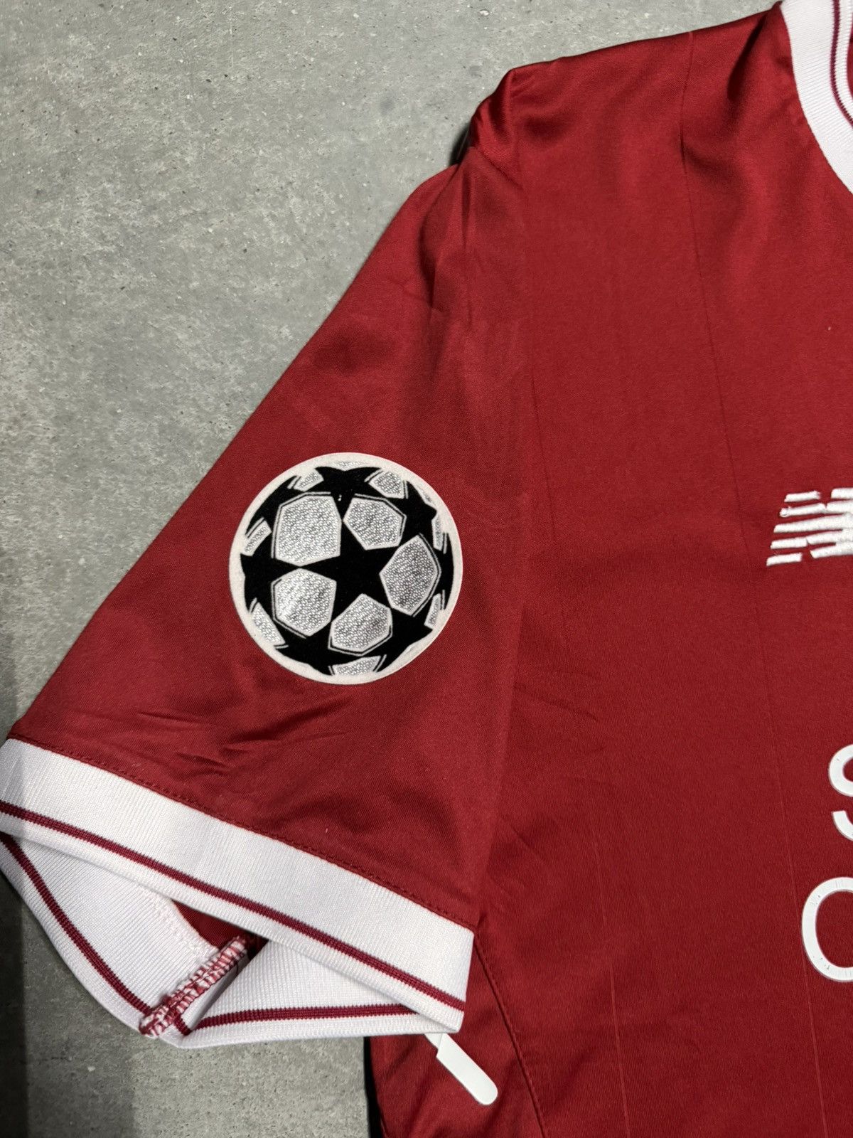 New Balance 2017-18 Liverpool Champions League Firmino #9 Jersey Size US L / EU 52-54 / 3 - 3 Thumbnail