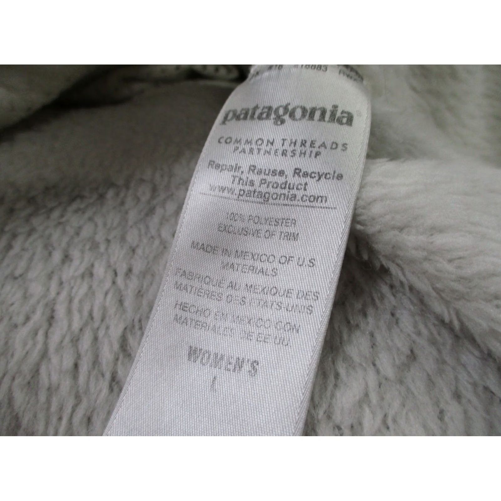 Patagonia Patagonia Jacket Womens L White Snap Fleece Outdoors Camping - Adult L - Windproof, Thermal, Pockets, Basic Jacket, Casualwear, Regular Size L / US 10 / IT 46 - 7 Thumbnail
