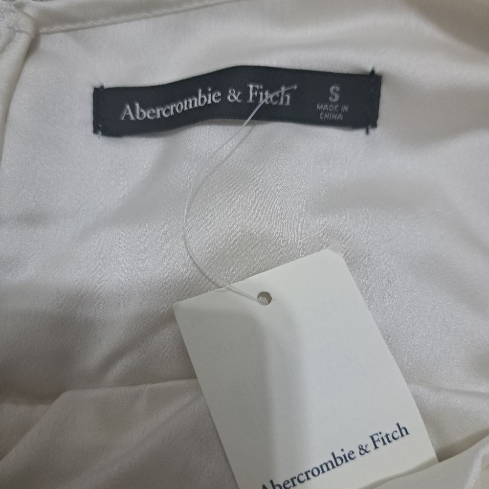 Abercrombie & Fitch Abercrombie & Fitch Angelcore Boho Pleated Plunging Neckline Size S / US 4 / IT 40 - 6 Thumbnail