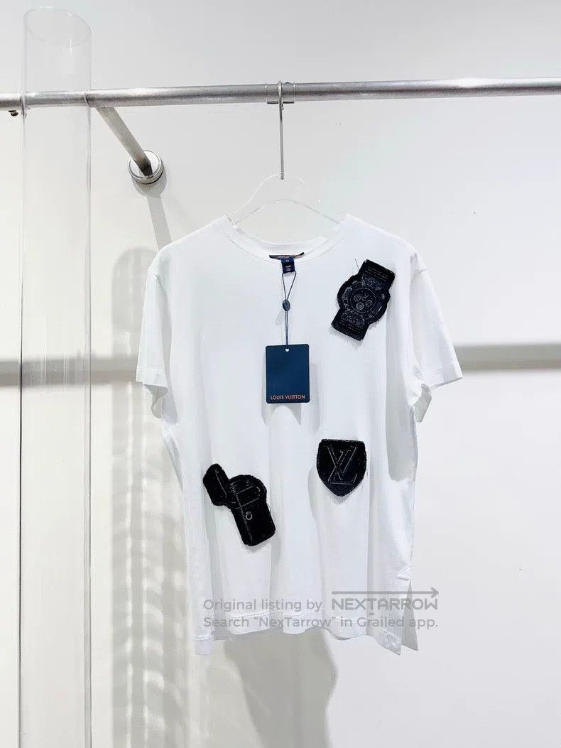 Louis Vuitton Louis Vuitton Badge Short Sleeve Size US XS / EU 42 / 0 - 1 Thumbnail