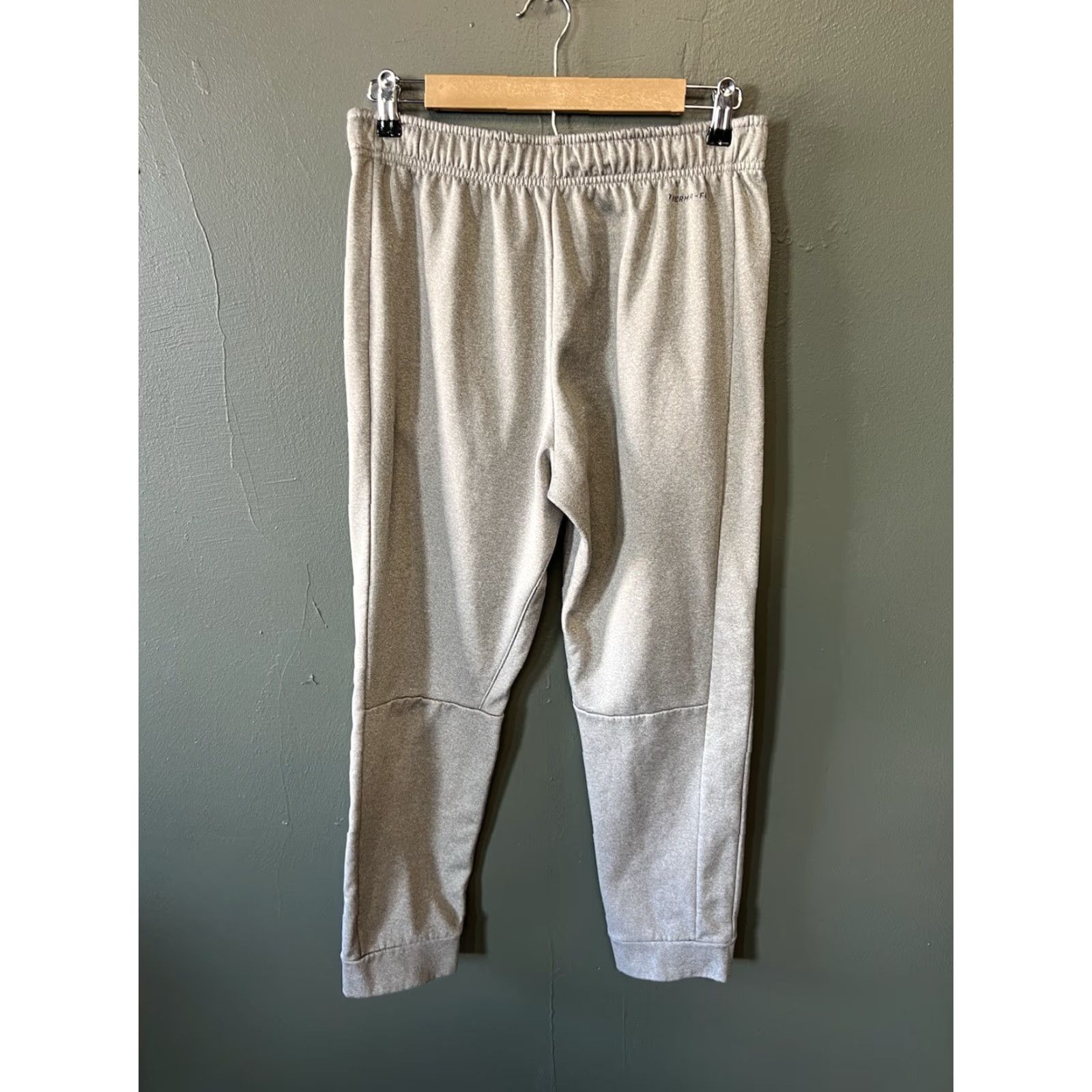 Nike Nike Mens Sweatpants Athletic Comfort Therma Drawstring Gray M Size US 31 - 2 Thumbnail