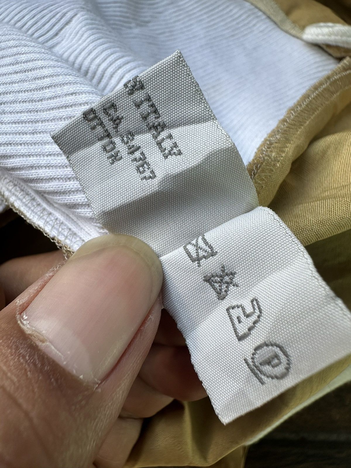 Miu Miu Miu Miu Luxury Short Size 28" / US 6 / IT 42 - 9 Thumbnail