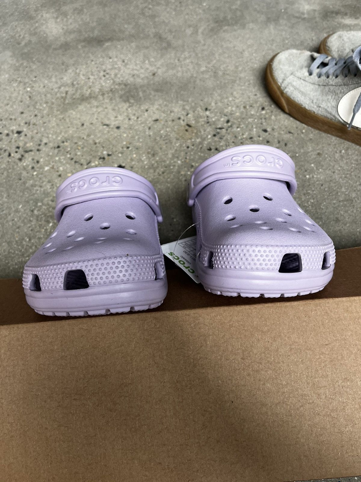 Crocs Crocs Classic Women’s Lavender Size US 4 / IT 34 - 7 Thumbnail