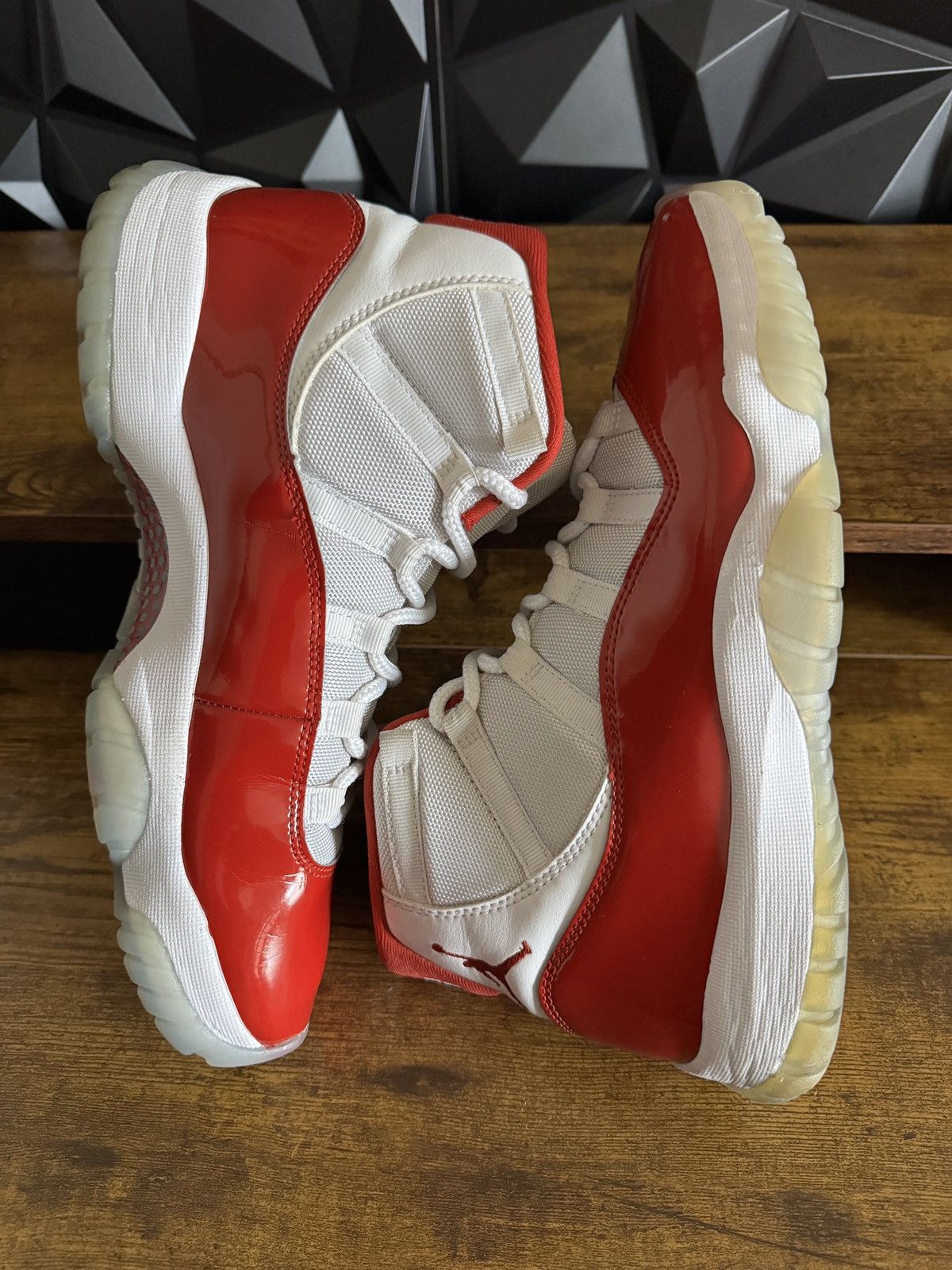 Jordan Brand Jordan 11 Cherry Size 11 Mens Size US 11 / EU 44 - 6 Thumbnail
