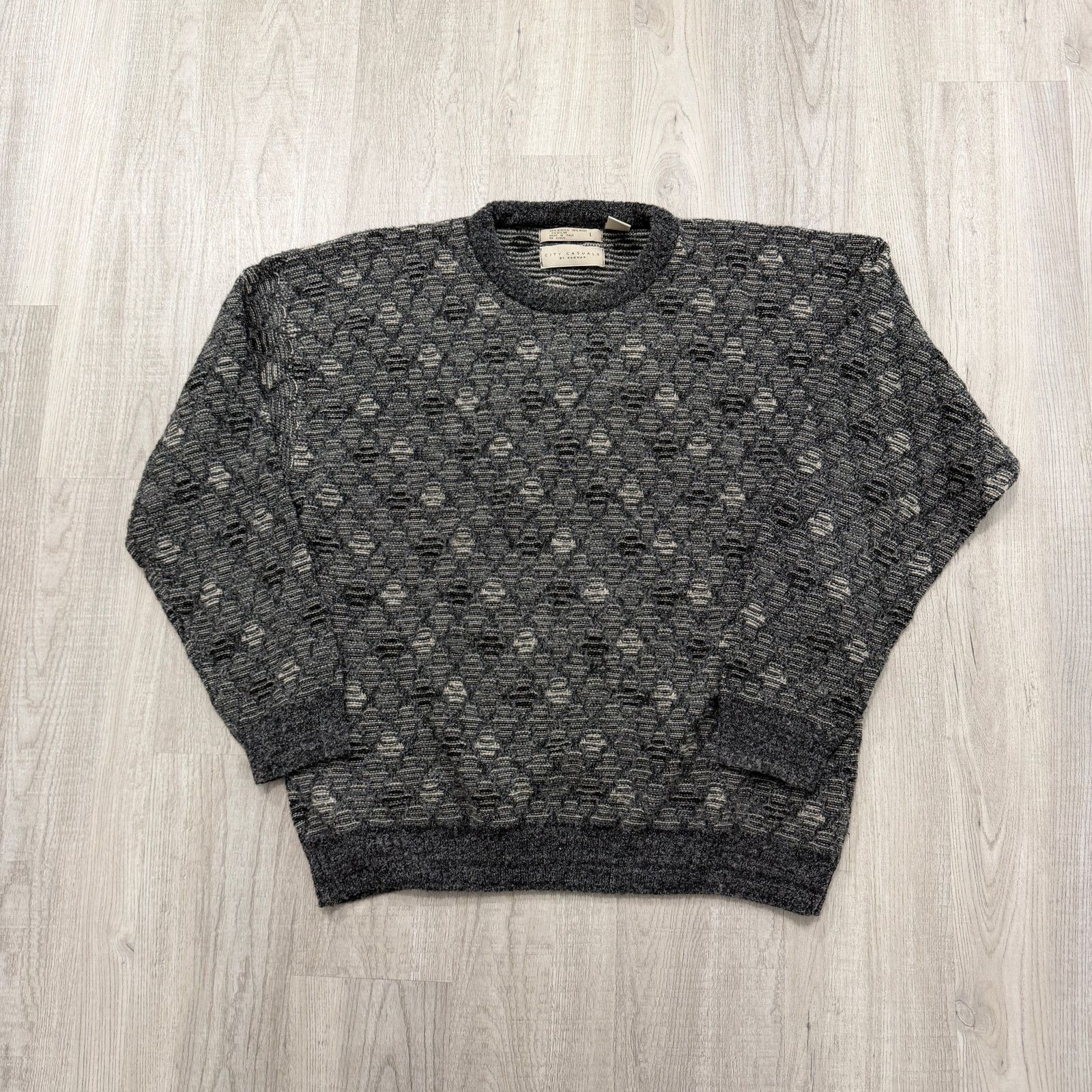 Vintage Vintage City Casuals Sweater Men's Large Geometric Knit Size US L / EU 52-54 / 3 - 1 Thumbnail