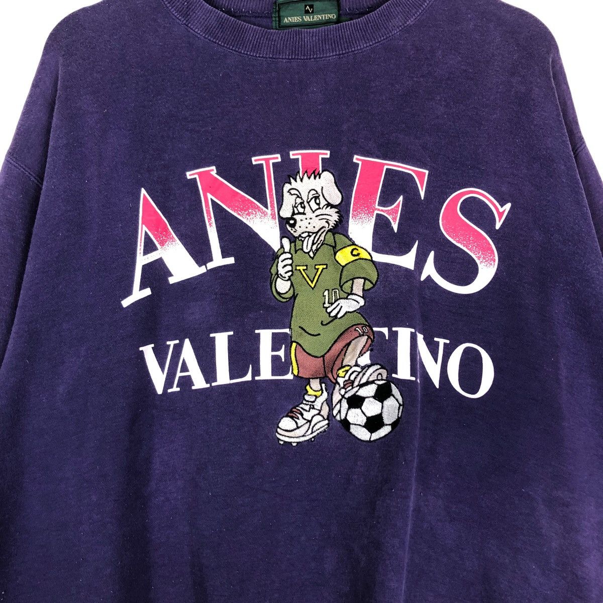 Japanese Brand 🔥Vintage Anies Valentino Sweatshirt Crewneck Cartoon Big Size US L / EU 52-54 / 3 - 8 Thumbnail