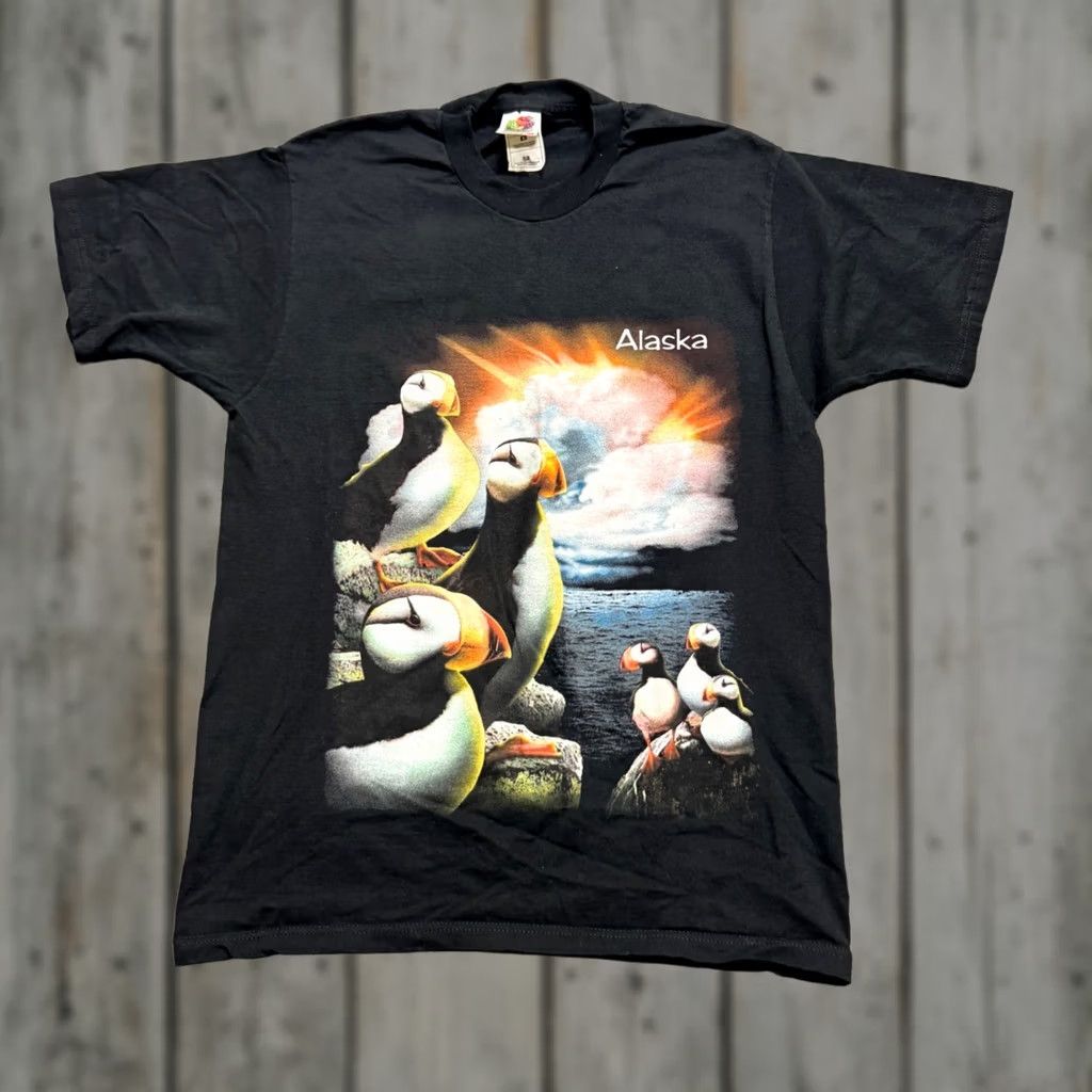 Vintage VINTAGE Alaska 90s Puffin Fratercula Arctica Bird Nature T-shirt M Black Mens Size US M / EU 48-50 / 2 - 1 Thumbnail