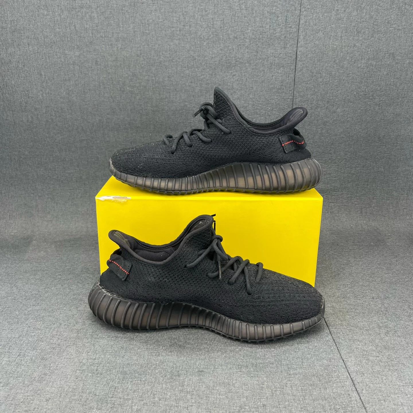 Nike Yeezy 350 Black Red 44.5 Worn 2-3x Boxed Size US 11.5 / EU 44-45 - 3 Thumbnail