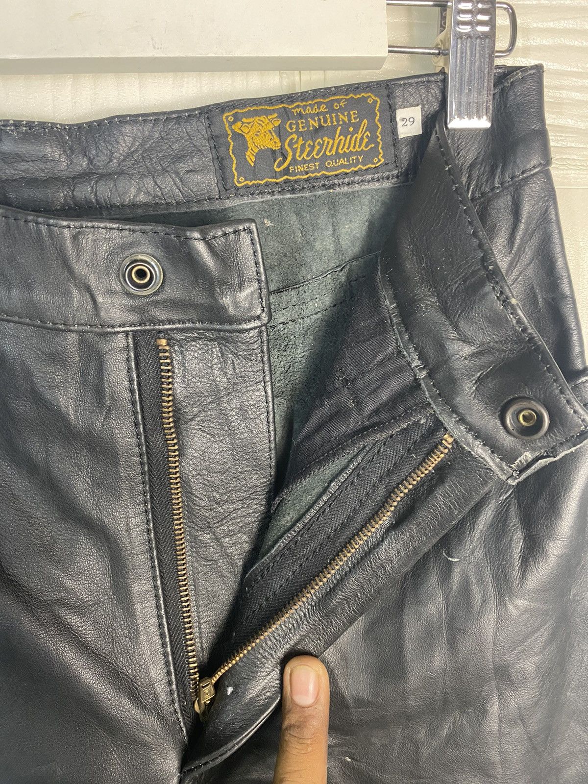 Genuine Leather Aero leather short pants Size US 28 / EU 44 - 8 Thumbnail