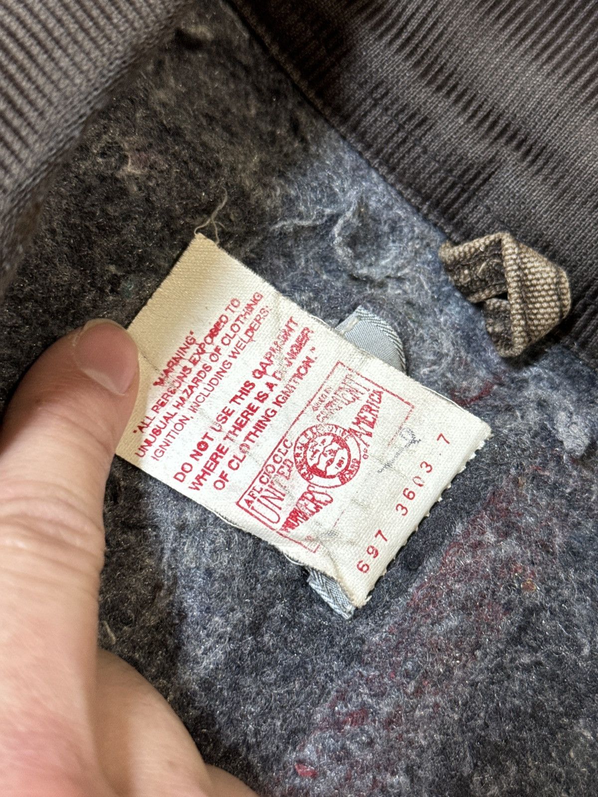 Carhartt × Vintage 90s Carhartt PERFECT DISTRESS Chore Detroit J97 J01 Jacket Size US L / EU 52-54 / 3 - 3 Thumbnail