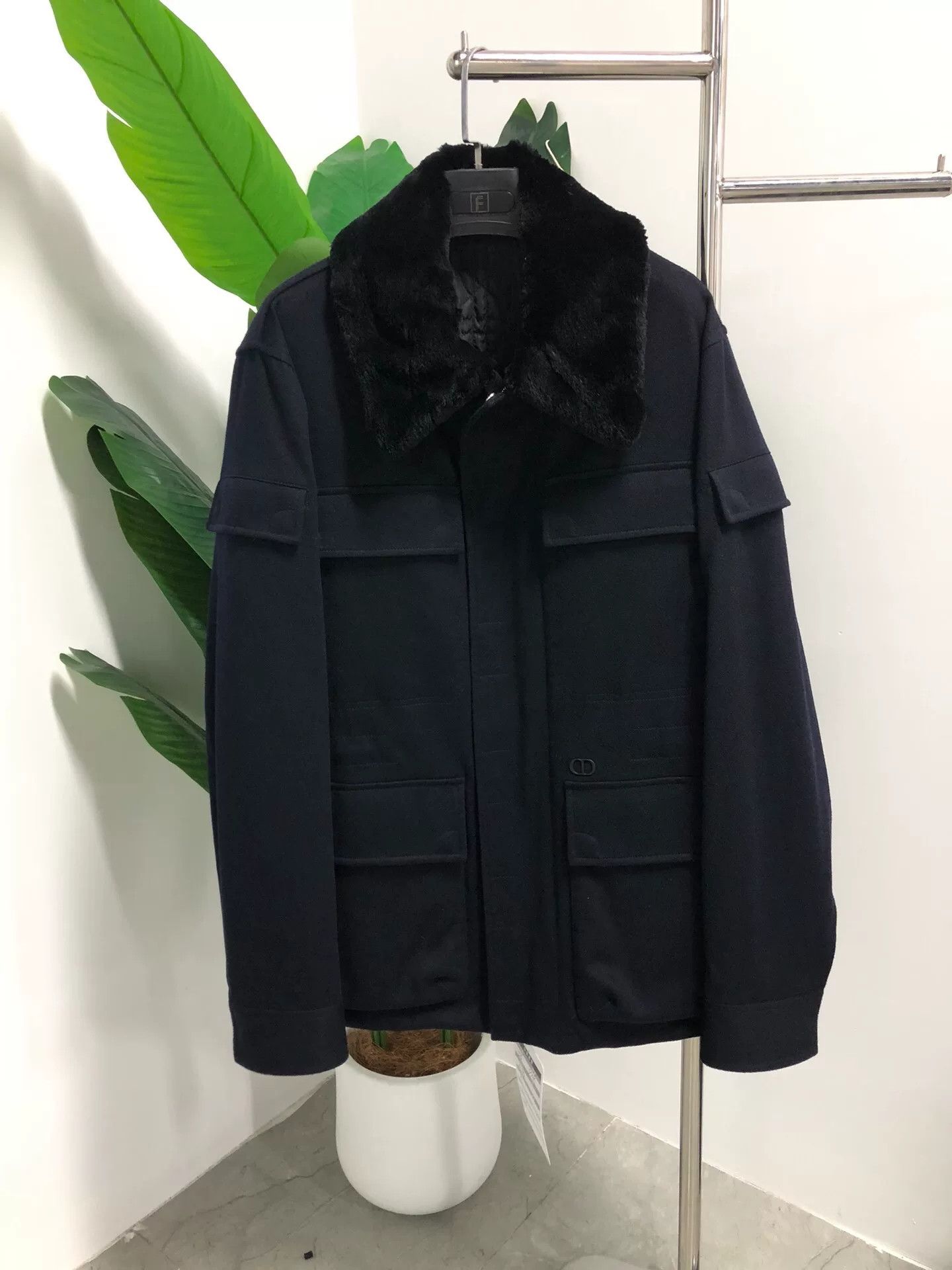 Dior Dior SS22 Cashmere Fur Collar Jacket 48 Size US M / EU 48-50 / 2 - 1 Thumbnail