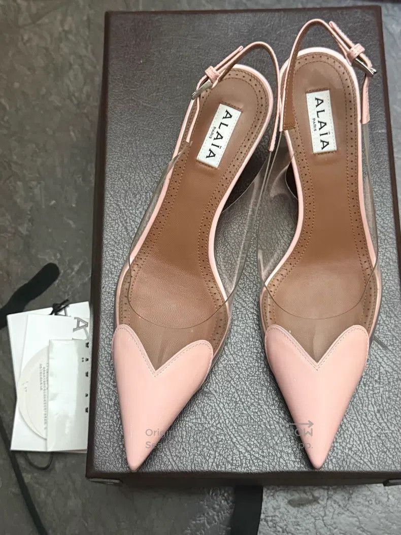 Alaia Alaia Heels, Pink Heart Design Size US 5.5 / IT 35.5 - 6 Thumbnail