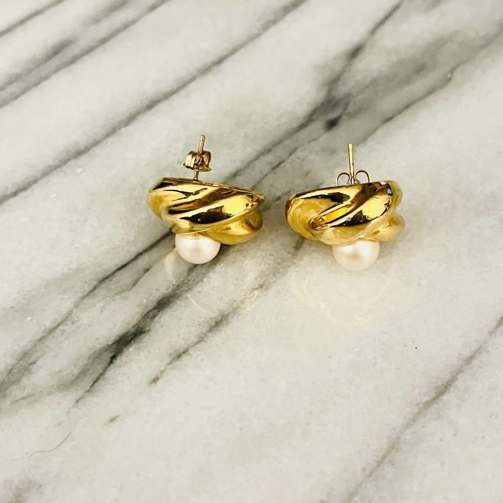 Vintage Vintage Faux Pearl Earrings Gold Toned Metal Swirl Stud Size ONE SIZE - 5 Thumbnail