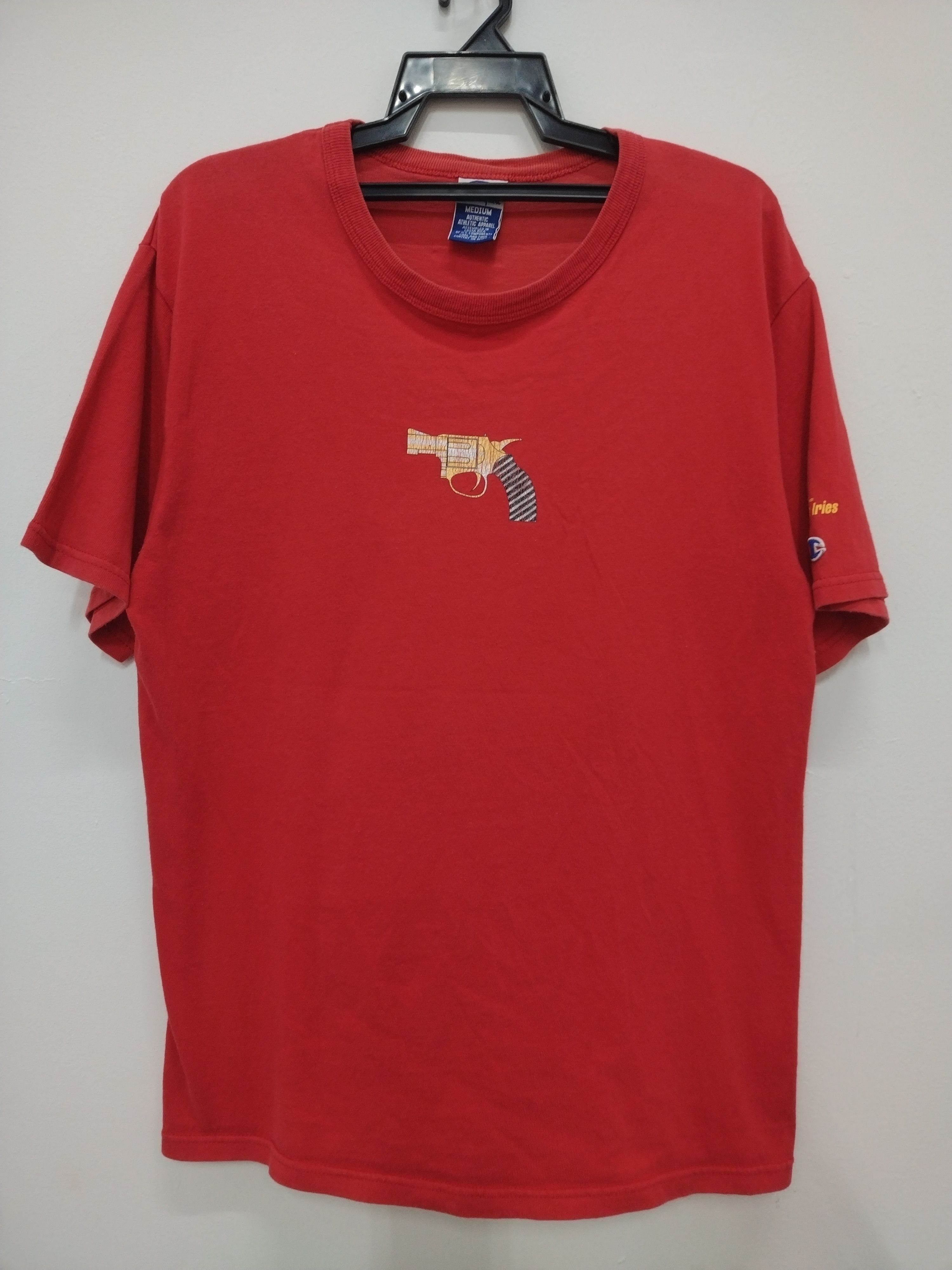 Champion × Vintage Pistol Rare Champion red vintage T Shirt Size US M / EU 48-50 / 2 - 1 Thumbnail
