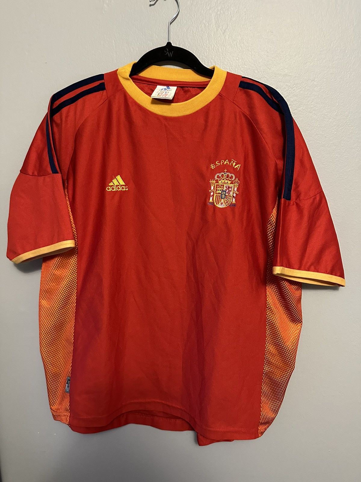 Adidas Retro Adidas España 🇪🇸 2002 Morientes #9 Jersey Size US L / EU 52-54 / 3 - 1 Thumbnail
