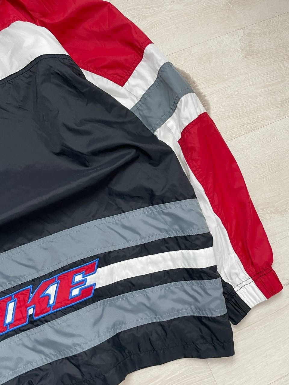 Nike × Vintage Nike Vintage 90’s Neylon Jacket Big Swoosh Rare Item Y2k Size US XL / EU 56 / 4 - 6 Thumbnail