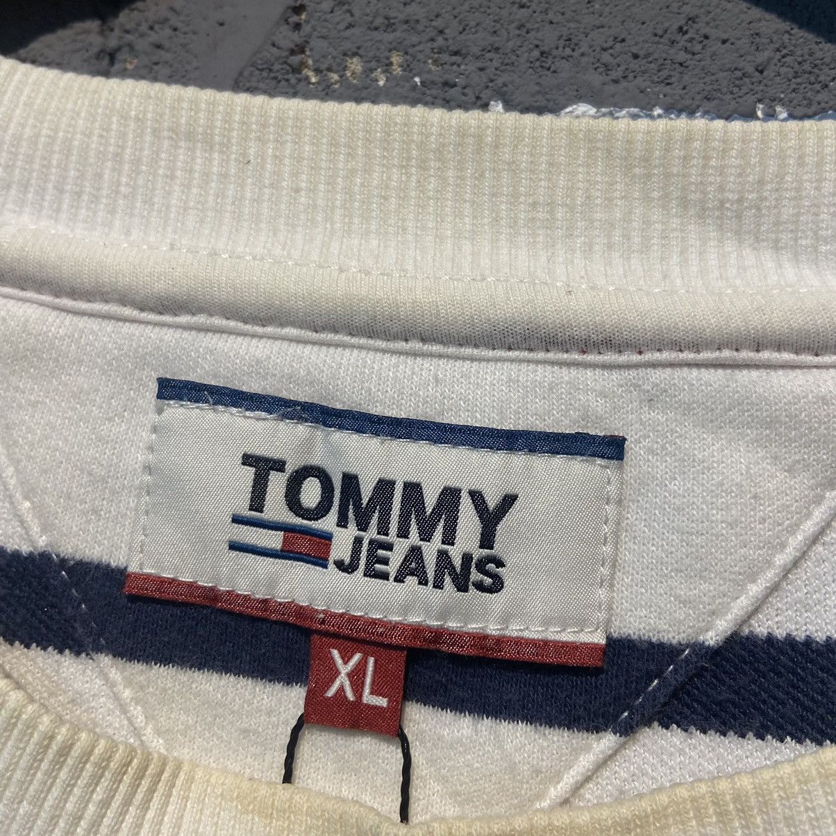 Tommy Hilfiger Tommy Hilfigers Size US XL / EU 56 / 4 - 3 Thumbnail