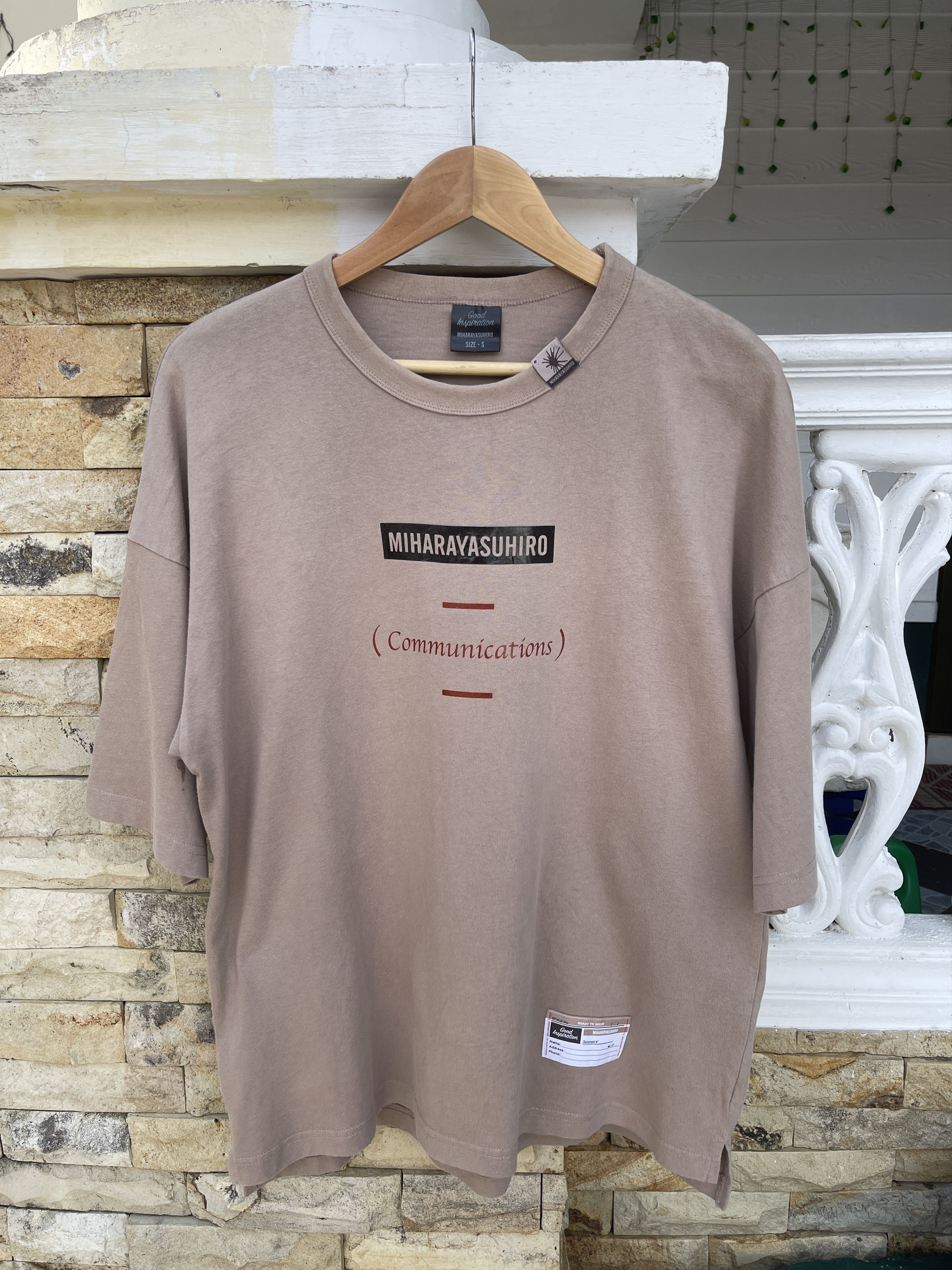 GU × Maison MIHARA YASUHIRO Last Drop🔥Rare🔥Gu x Mihara Yasuhiro T-Shirt Size US M / EU 48-50 / 2 - 1 Thumbnail