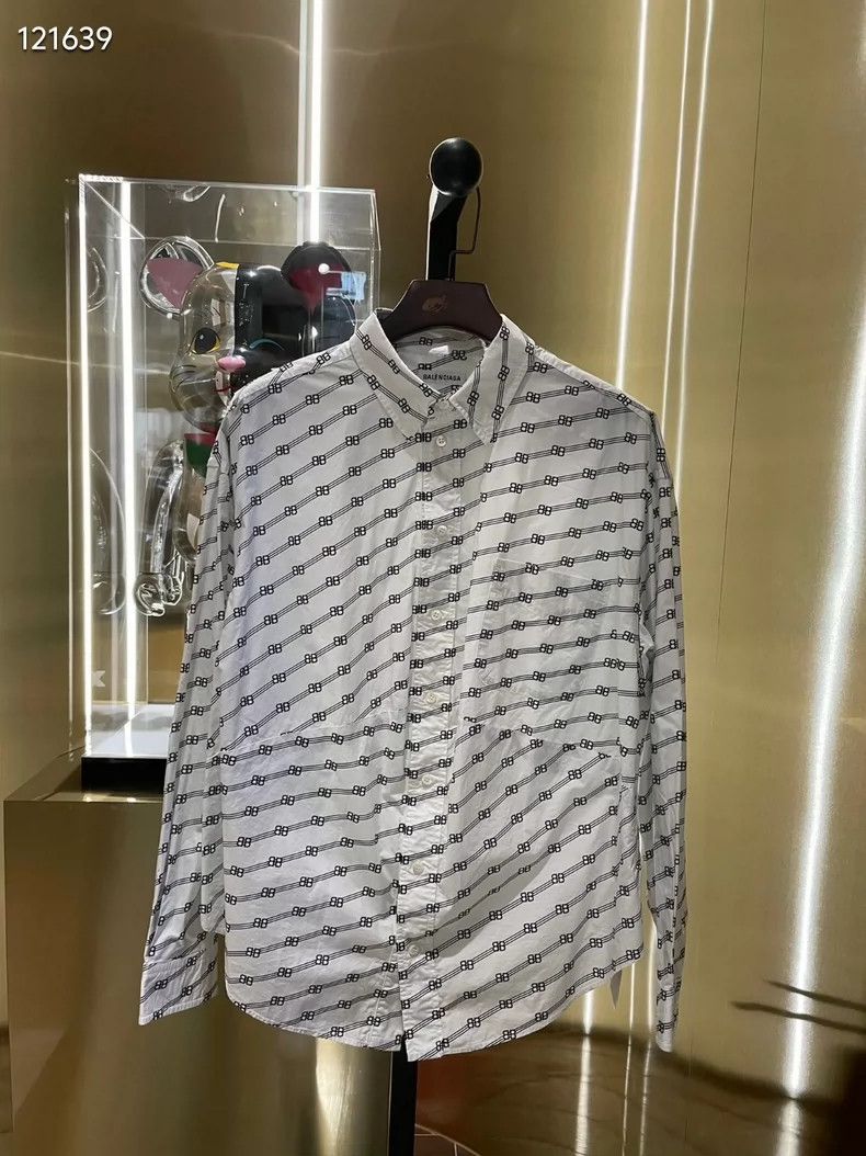 Balenciaga Balenciaga size 34 All-over logo loose-fit white shirt Size S / US 4 / IT 40 - 1 Thumbnail