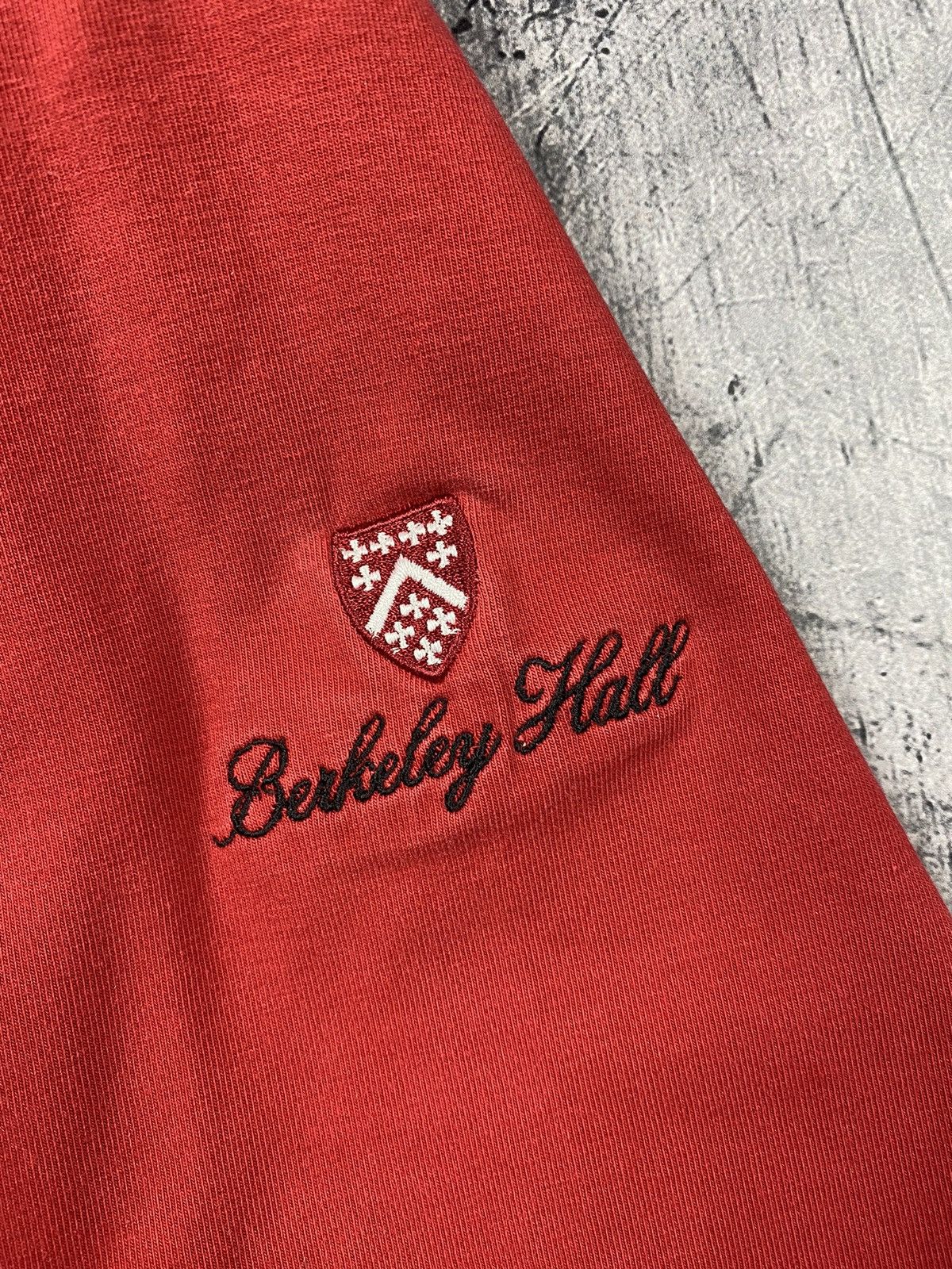Nike × Vintage Vintage Nike Berkeley Hall Golf Club Tee T Shirt Size US XL / EU 56 / 4 - 6 Thumbnail