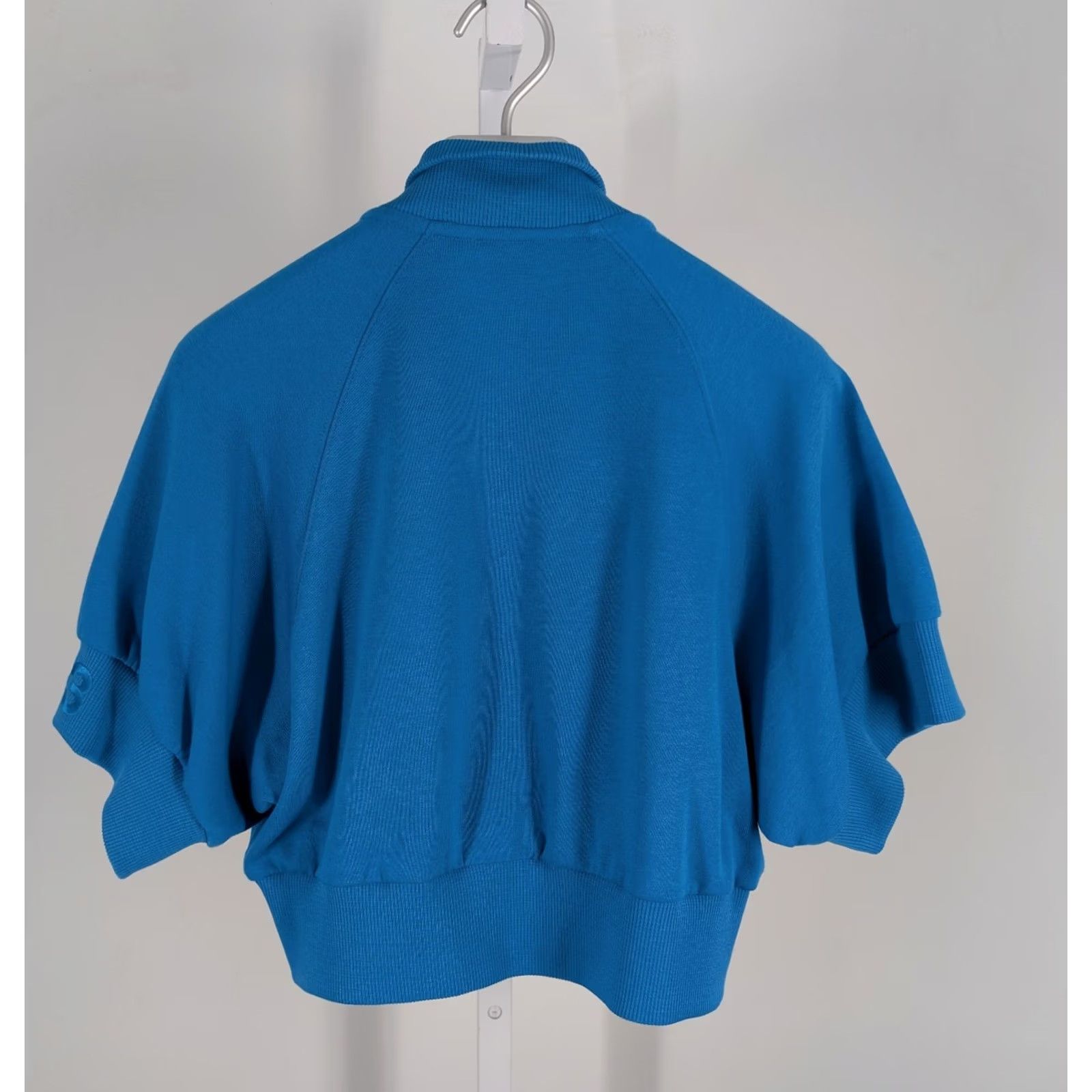 Y-3 Vintage Y-3 Yohji Yamamoto Tracksuit Set Cropped Jacket Capri Pants Blue Women M Two-Piece Size 32" / US 10 / IT 46 - 3 Thumbnail