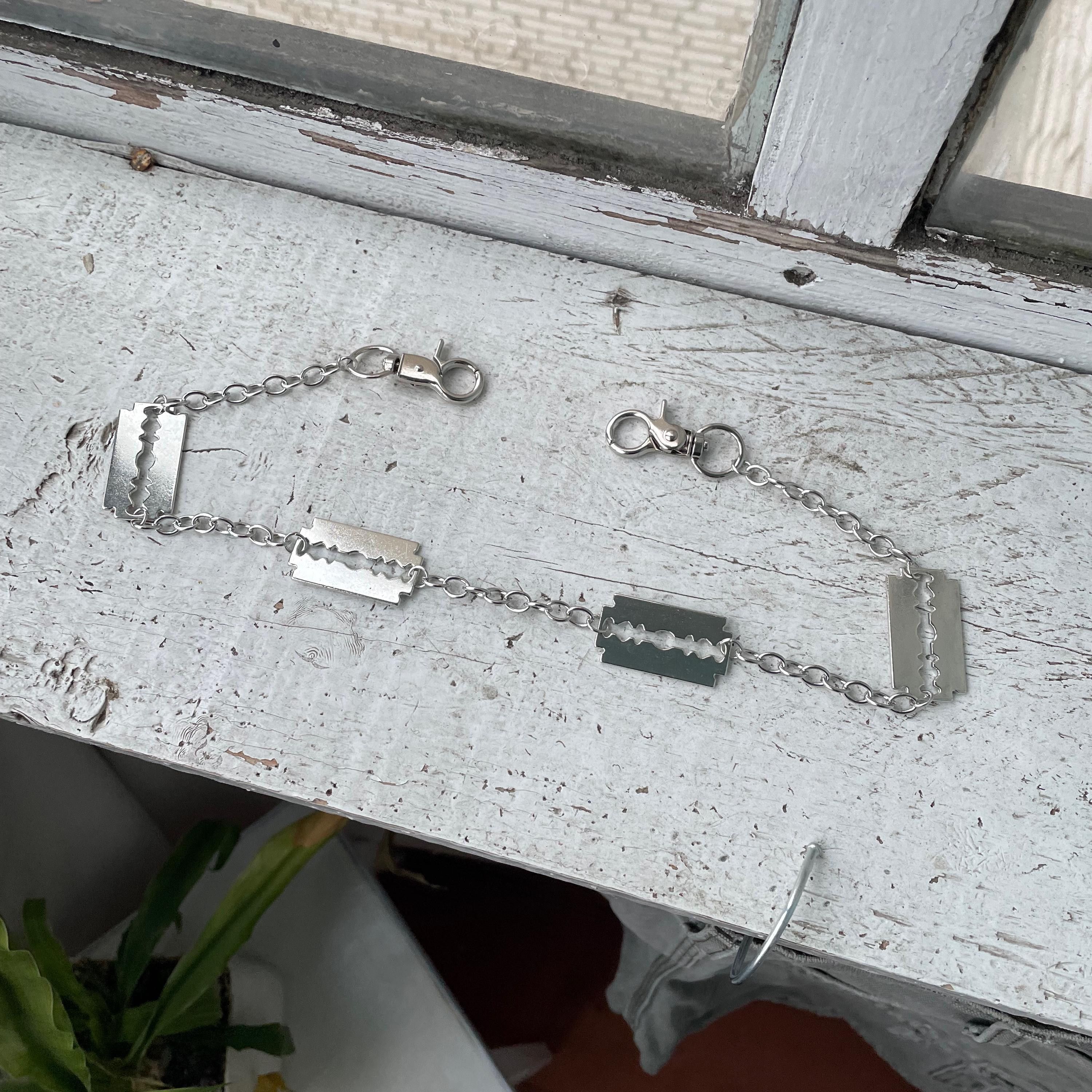 Other Razor Y2K Matte Chrome Stainless Steel Grunge Punk Goth Size ONE SIZE - 5 Thumbnail