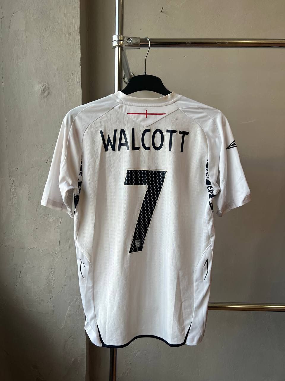 Umbro 2007/09 ENGLAND TEAM #7 WALCOTT SOCCER JERSEY FOOTBALL SHIRT Size US M / EU 48-50 / 2 - 14 Thumbnail