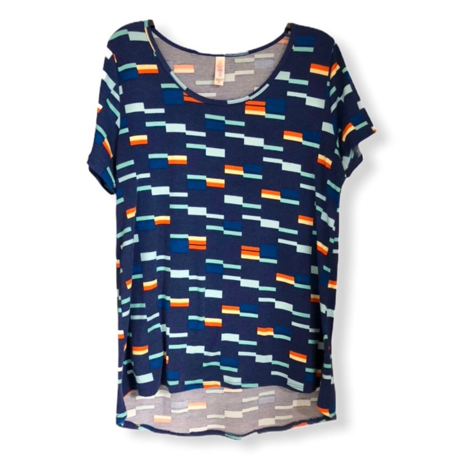 Other 🔴 3 for $15 GUC Lularoe Classic Tee Size L / US 10 / IT 46 - 2 Thumbnail