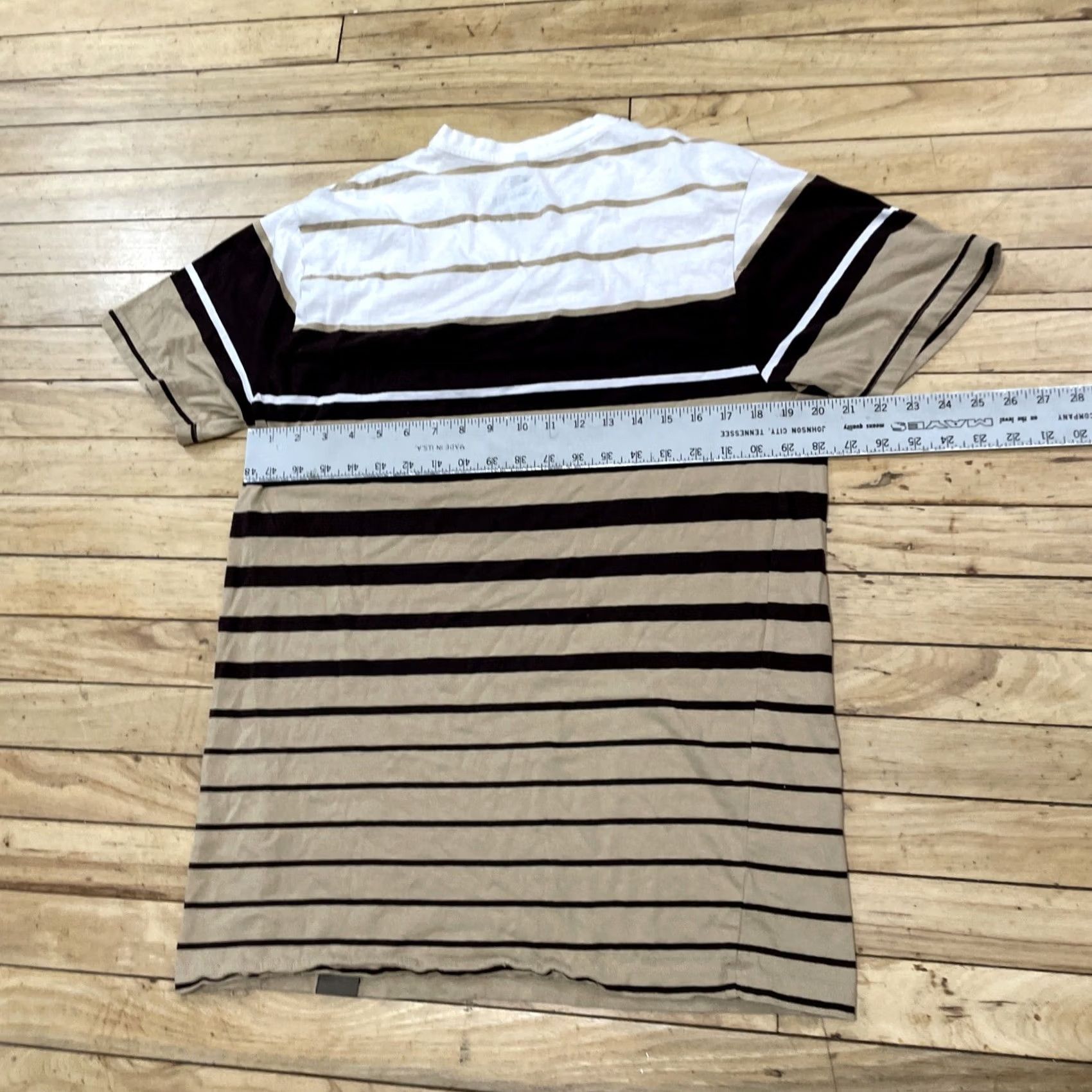 Southpole SOUTHPOLE T Shirt Adult XL Slim Brown Black White Y2k Vneck Crew Tee XL Shirt Mens Brown Black White XL Regular T-Shirt Size US XL / EU 56 / 4 - 7 Thumbnail