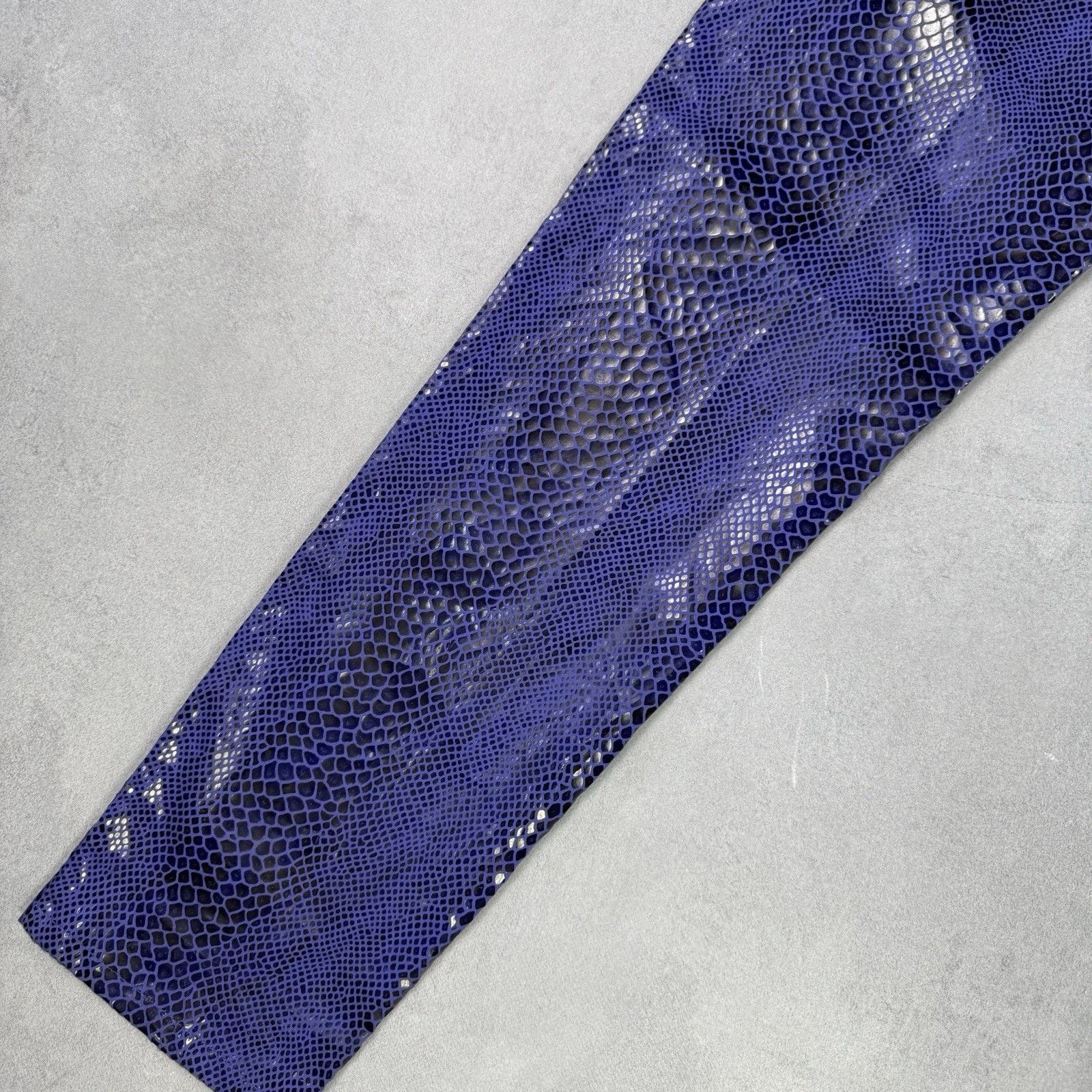 Kenzo Vintage Kenzo Jeans Snake Pattern Pants Purple Size 44 Size 30" / US 8 / IT 44 - 20 Thumbnail