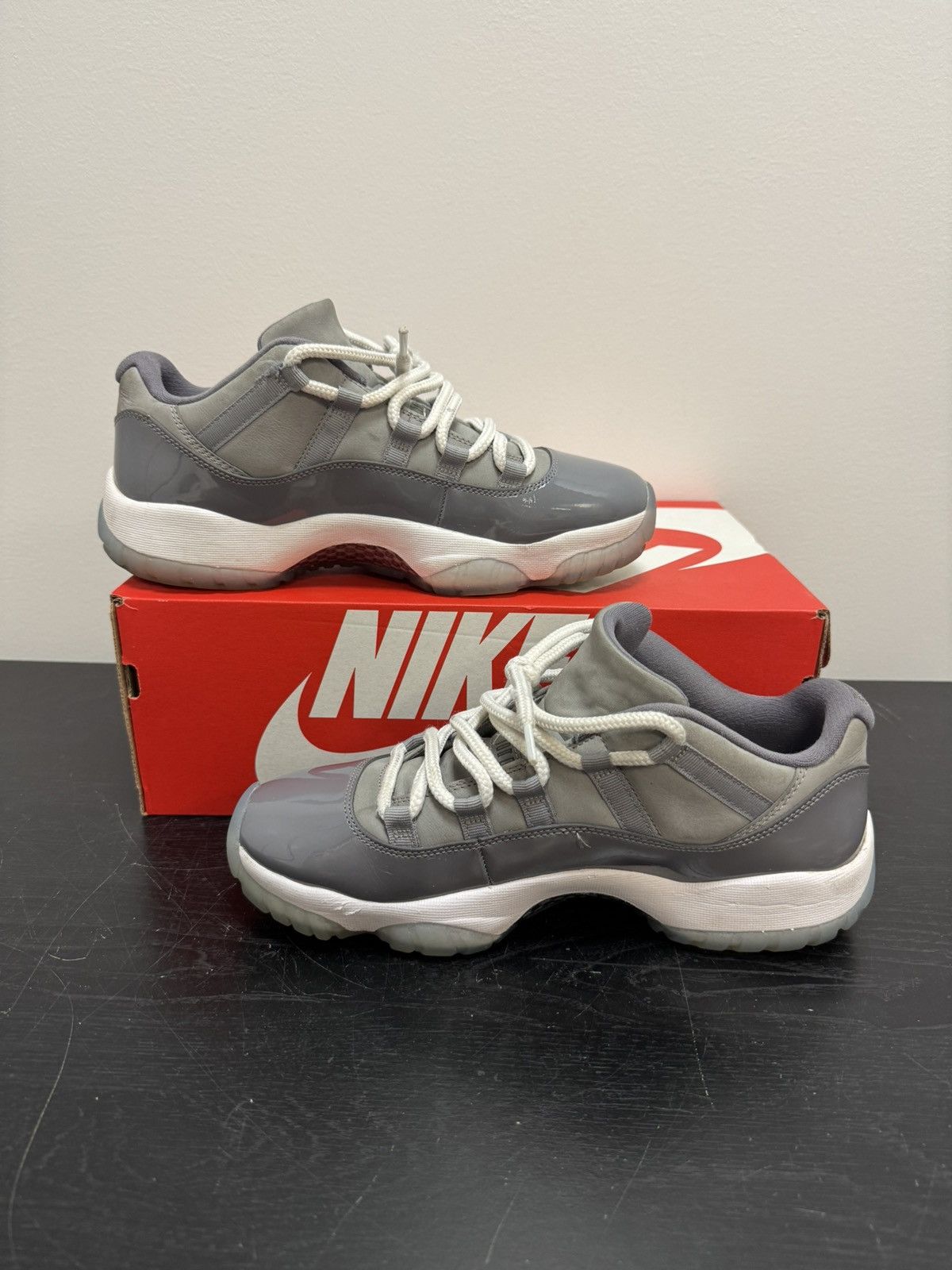 Jordan Brand Jordan 11 cool grey low Size US 9 / EU 42 - 2 Thumbnail