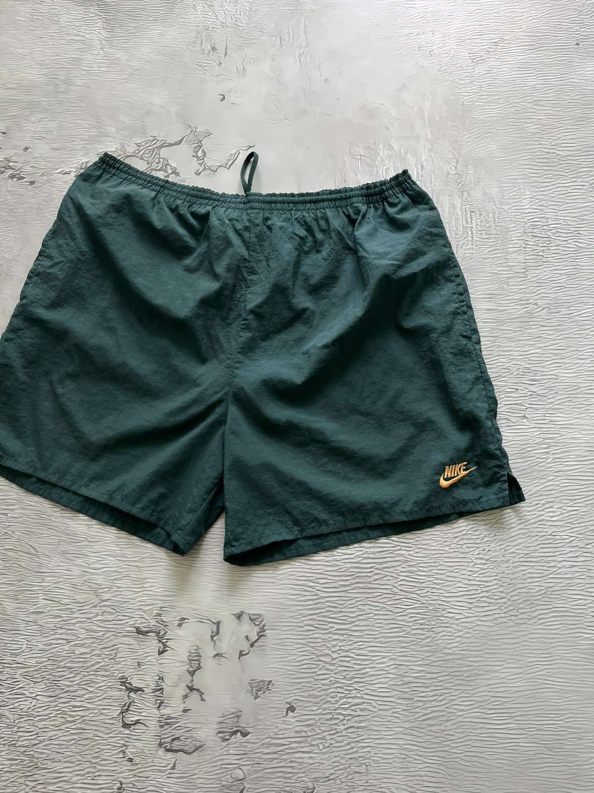 Nike Y2K Nike Big Swoosh Vintage Streetwear Green Shorts Size US 36 / EU 52 - 3 Thumbnail