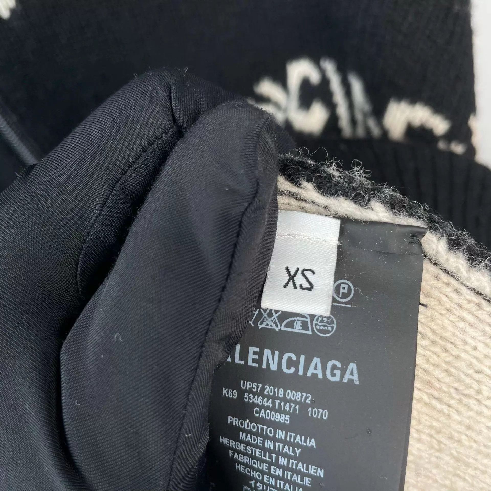 Balenciaga Balenciaga Allover Logo Sweater 95 New XS Size XS / US 0-2 / IT 36-38 - 4 Thumbnail