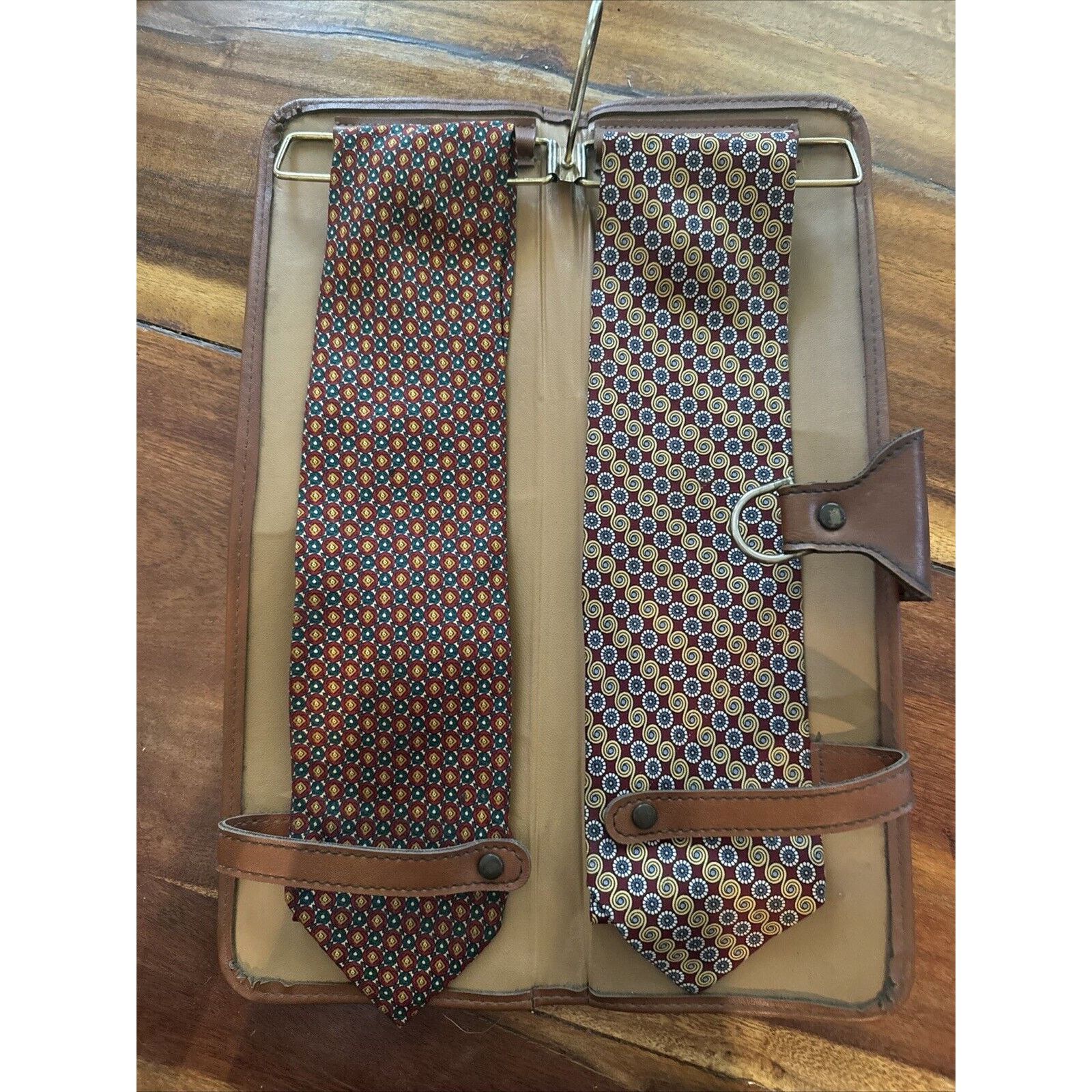 Valentino Vintage Valentino YSL Barney’s Silk Tie LOT 3 Italy w/case Size ONE SIZE - 14 Thumbnail