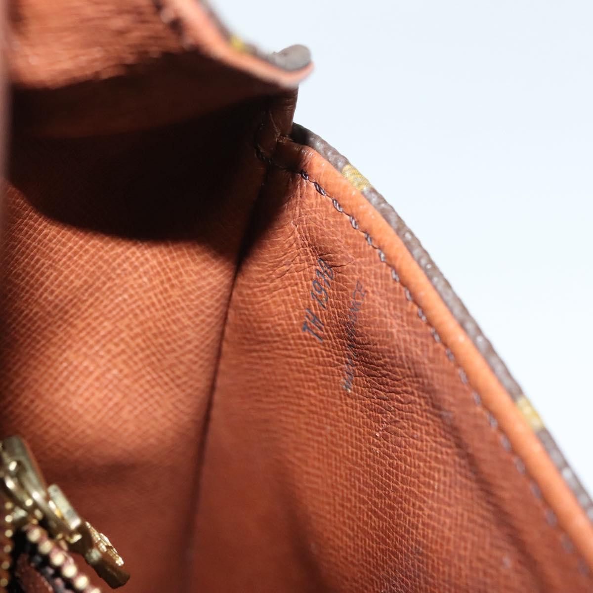 Louis Vuitton LOUIS VUITTON Monogram Saint Cloud GM Shoulder Bag M51242 Size ONE SIZE - 12 Thumbnail
