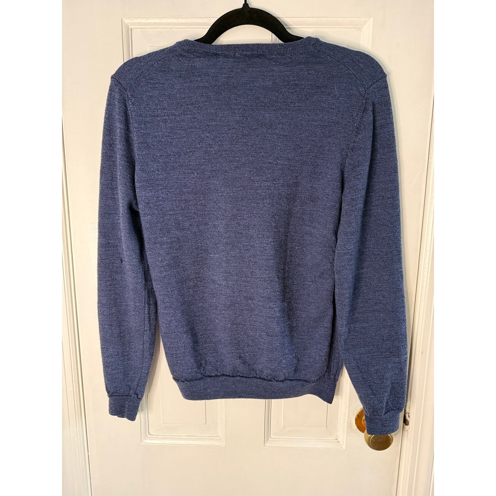 Hugo Boss HUGO BOSS Navy Blue Merino-wool sweater in a slim fit Medium Size US M / EU 48-50 / 2 - 4 Thumbnail