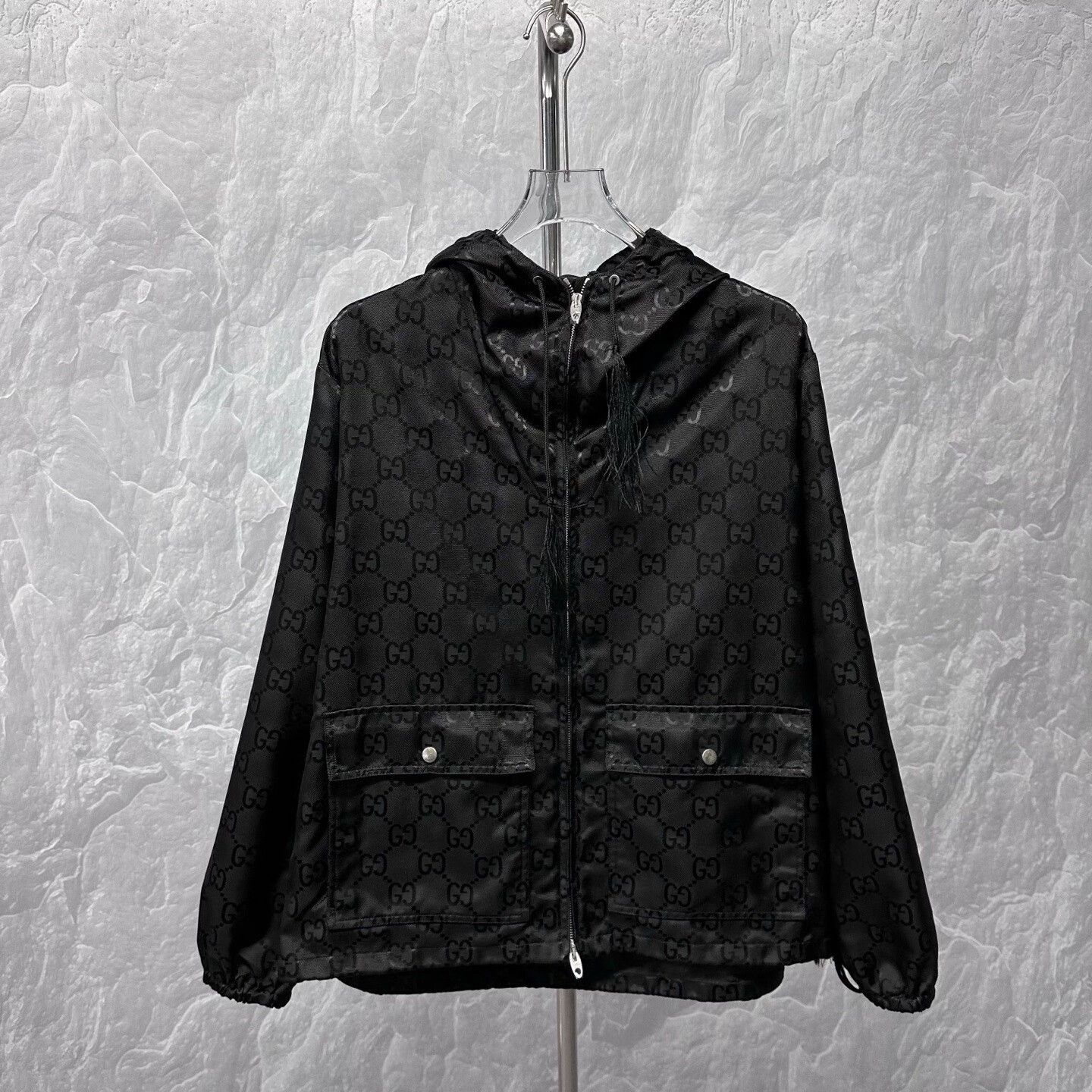 Gucci gucci off the grid black hooded jacket Size US M / EU 48-50 / 2 - 1 Thumbnail