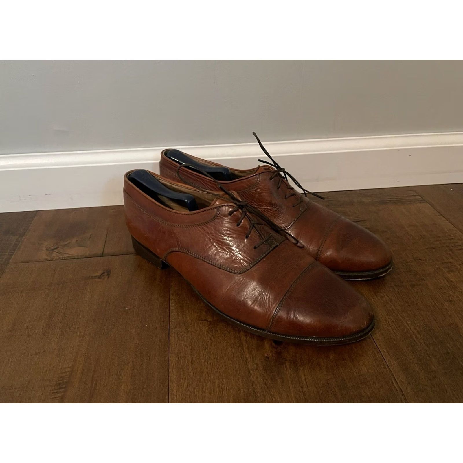 Johnston & Murphy VINTAGE Johnston & Murphy Brown Cap Toe Oxfords Shoes Men's 11W Italy Leather Size ONE SIZE - 3 Thumbnail