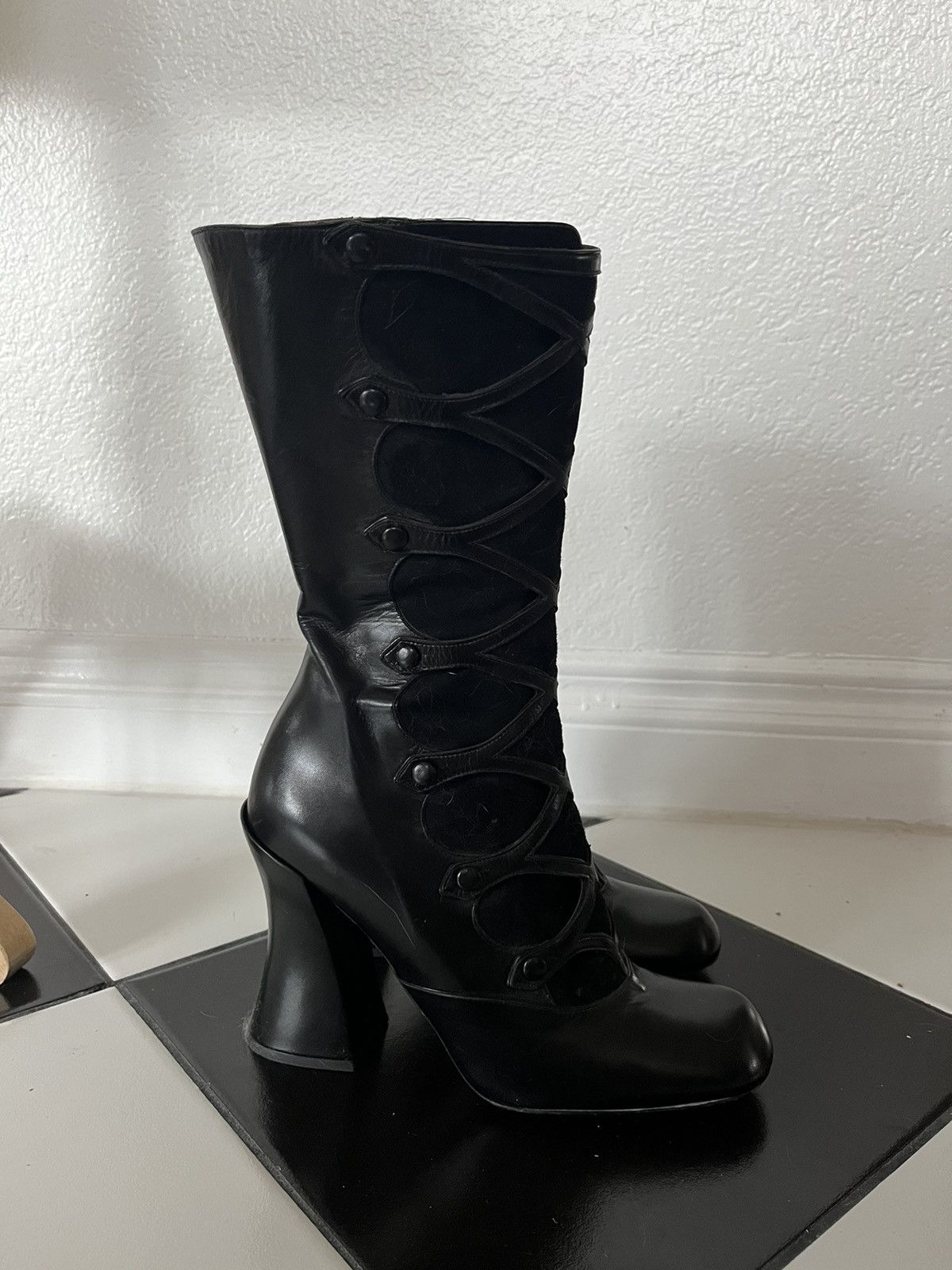 Marc Jacobs marc jacobs cut out effect boots Size US 7 / IT 37 - 3 Thumbnail