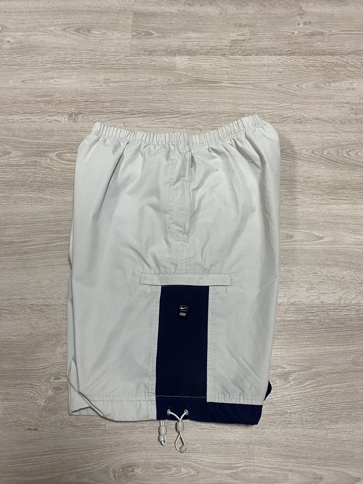 Vintage Nike shorts small logo Size 34” L