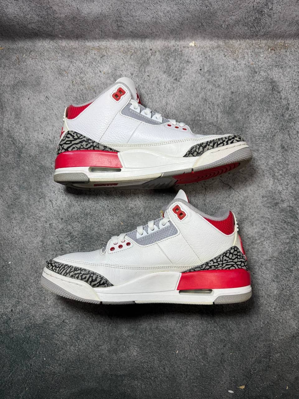 Jordan Brand Size 7.5 | Jordan 3 Fire Red No Box | Pre-Owned Size US 7.5 / EU 40-41 - 3 Thumbnail