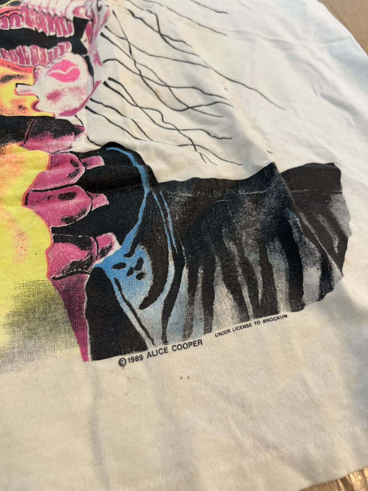 Band Tees × Vintage Vintage 1989 Alice Cooper Trashed Shirt size L Size US L / EU 52-54 / 3 - 2 Thumbnail
