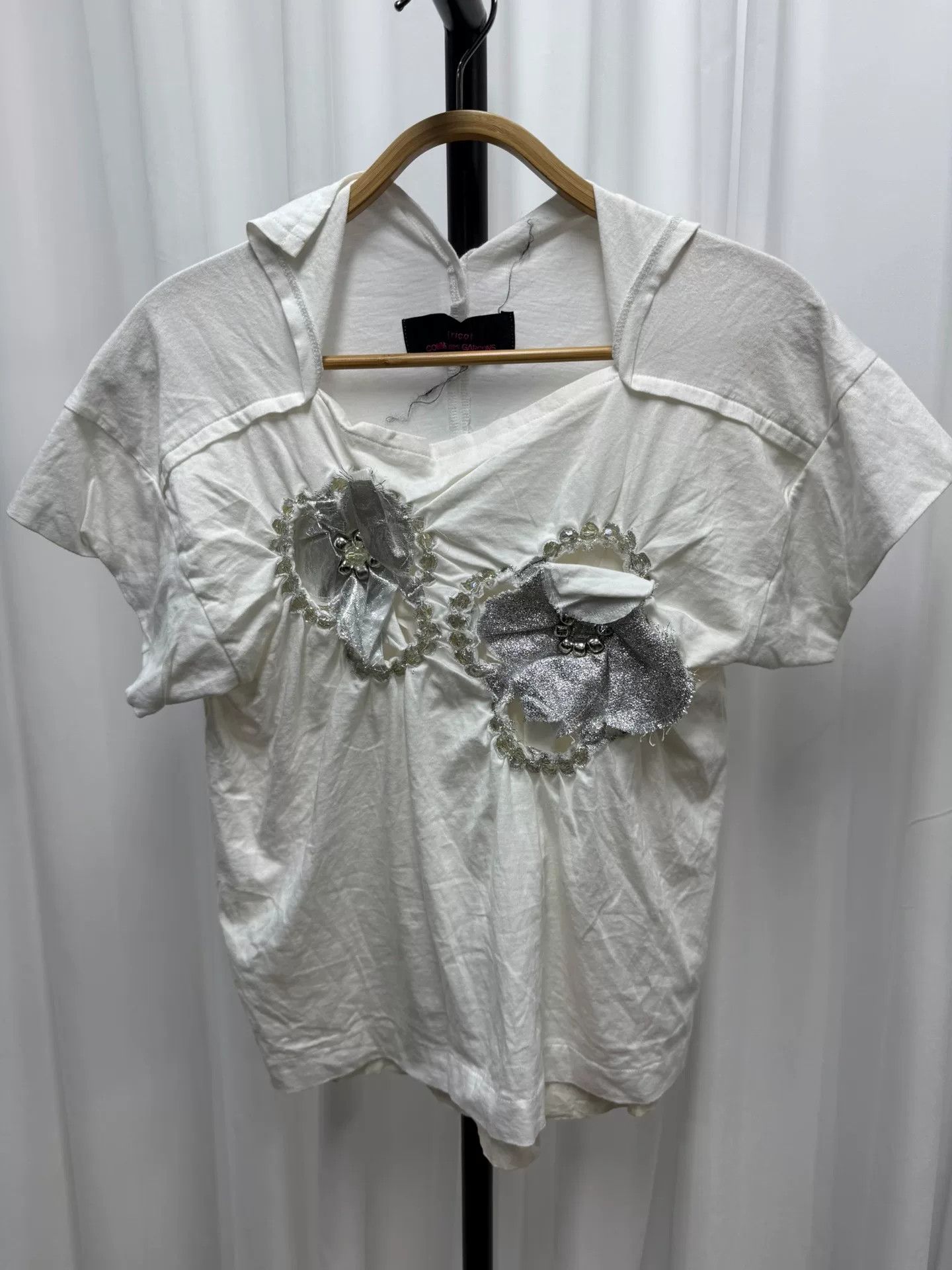 Comme des Garcons Comme des Garcons Tricot Skull Flower Short Sleeve Size S / US 4 / IT 40 - 1 Thumbnail