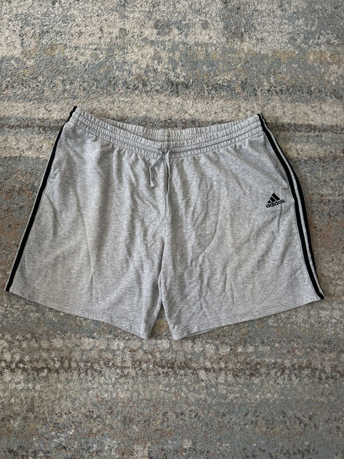 Vintage VTG Adidas Baggy Sweat Shorts 4XL Grey Size US 40 / EU 56 - 1 Thumbnail