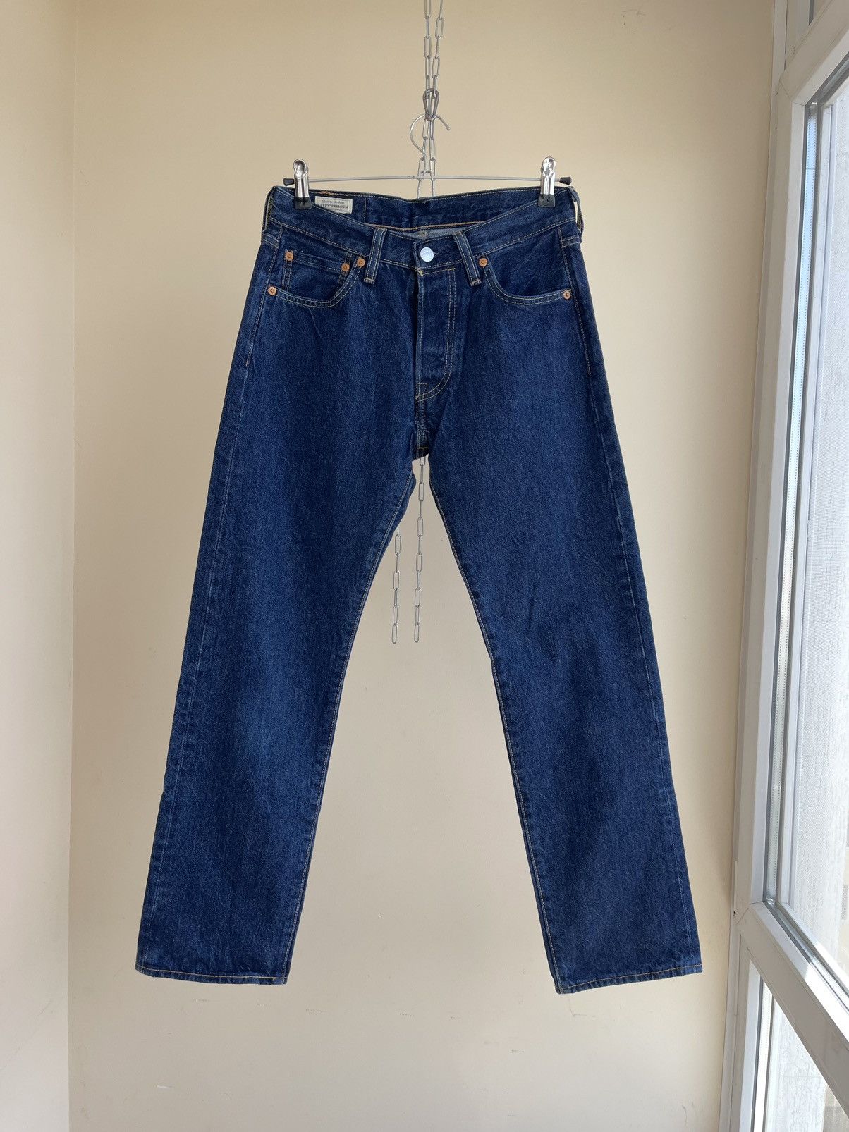 Levi's Premium 501 Straight Regular Fit 5 Pocket Denim Jeans 28x30 Size US 28 / EU 44 - 1 Thumbnail